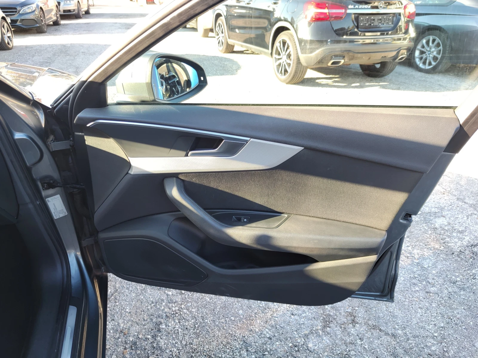 Audi A4 | Mobile.bg   13