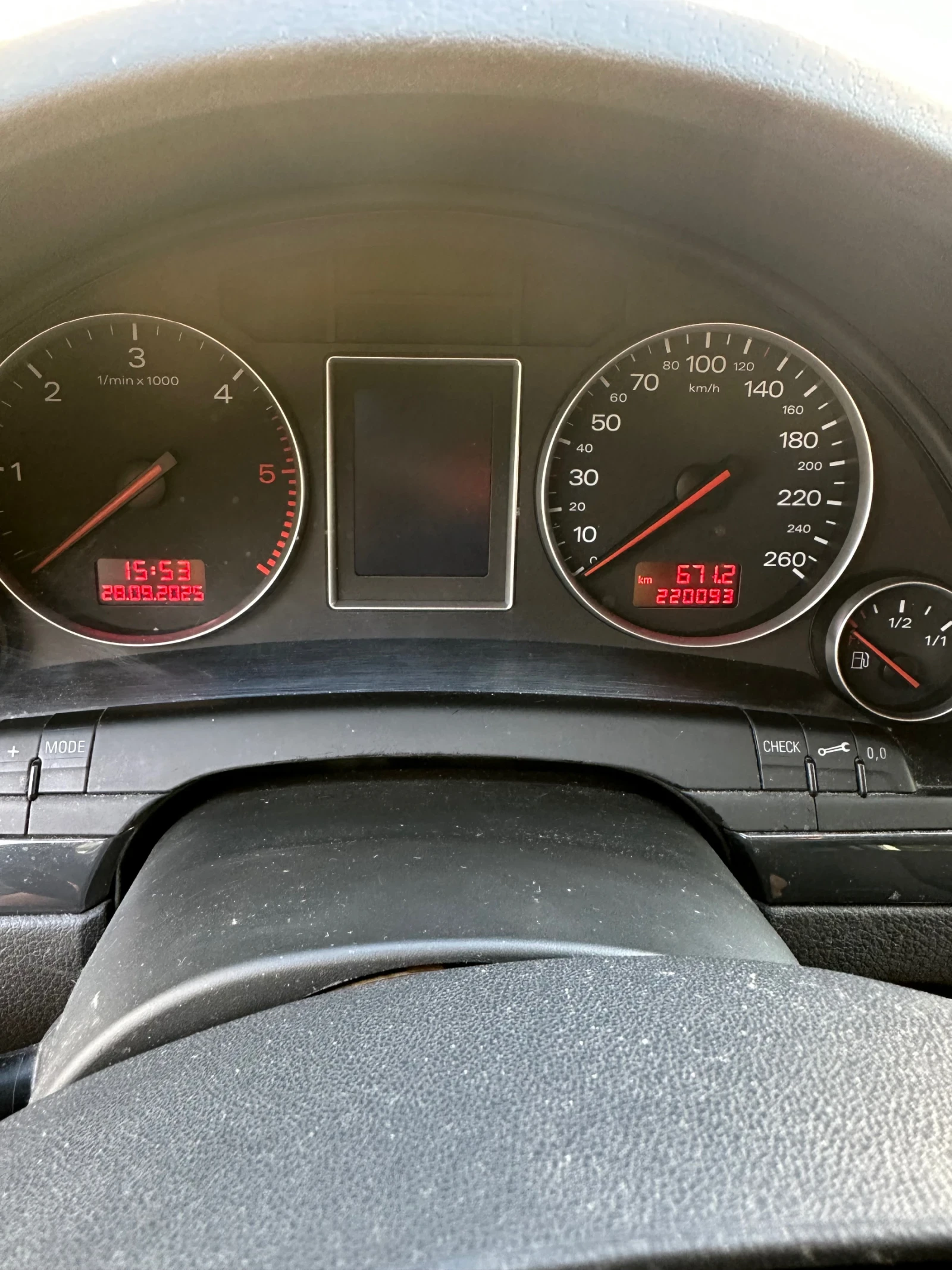 Audi A4 1.9 TDI, снимка 5 - Автомобили и джипове - 53922189