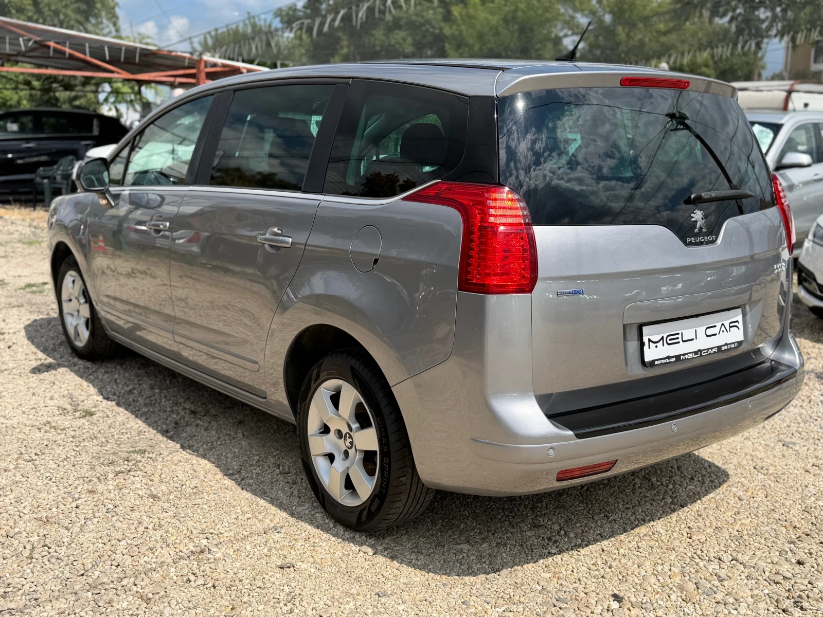 Peugeot 5008 1.6HDI НАВИ ЛЕД 7МЕСТА ЛИЗИНГ ВИДЕО , снимка 5 - Автомобили и джипове - 53978535