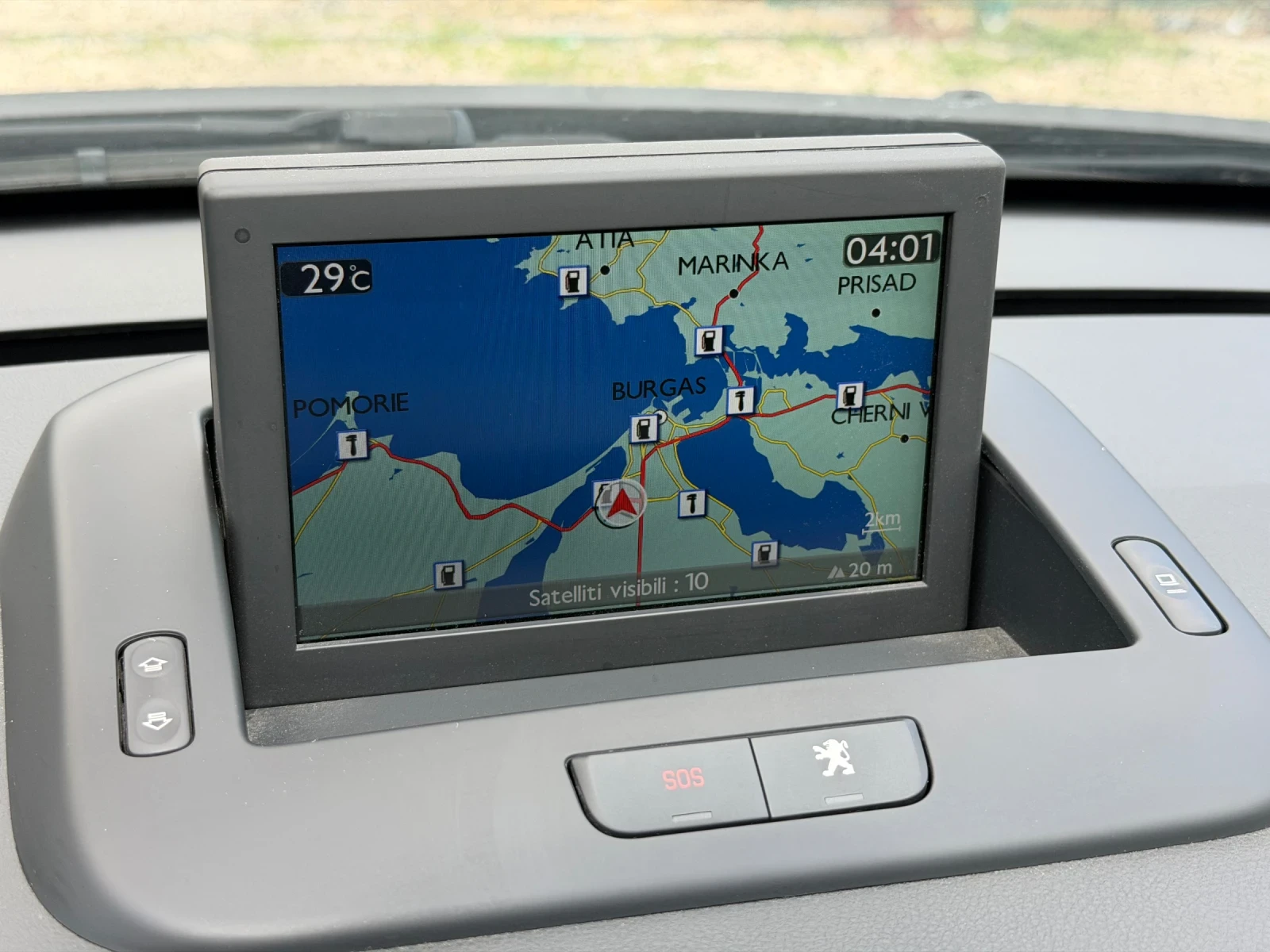 Peugeot 5008 1.6HDI НАВИ ЛЕД 7МЕСТА ЛИЗИНГ ВИДЕО , снимка 14 - Автомобили и джипове - 53978535