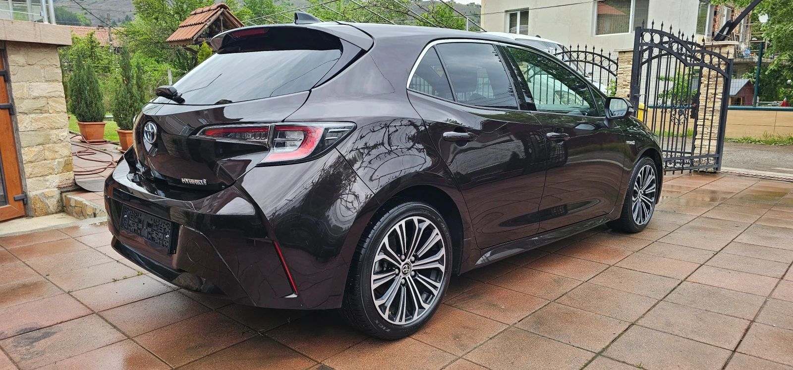 Toyota Corolla E21 1.8i HYBRID !!!!!  26000km НОВ АВТОМОБИЛ, снимка 6 - Автомобили и джипове - 54493852