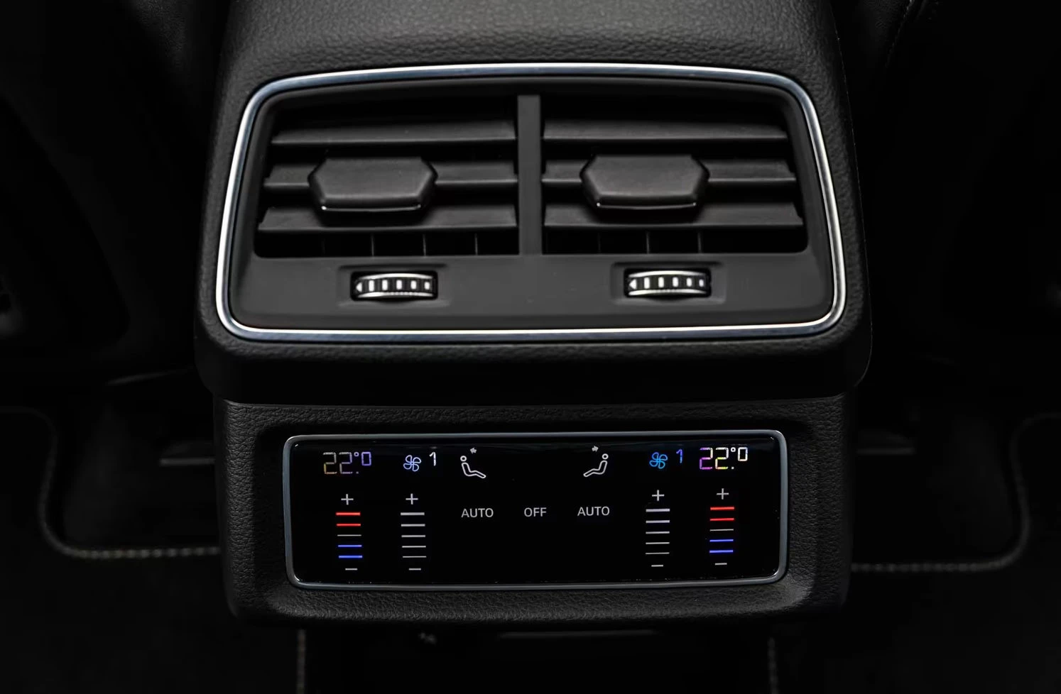 Audi E-Tron 55/SPORTBACK/408HP/PANO/360/ACC/KLESS/442z | Mobile.bg � ����������� 15