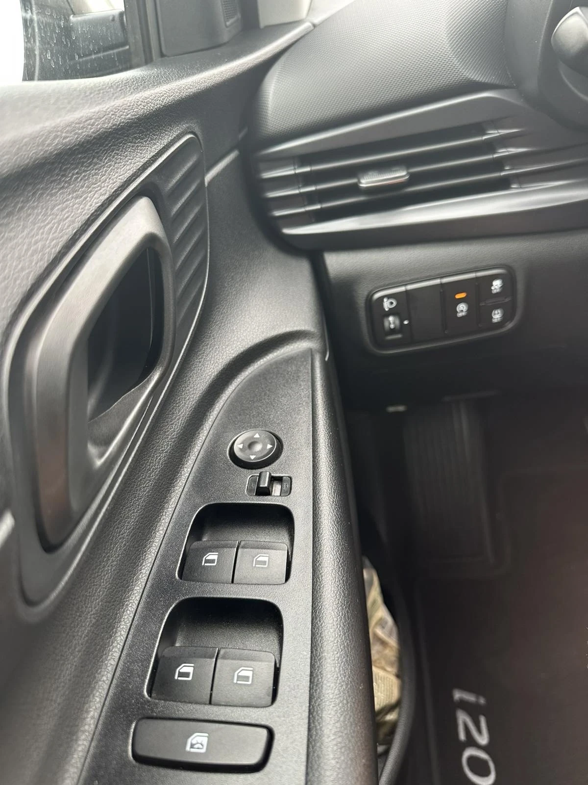 Hyundai I20, снимка 3 - Автомобили и джипове - 54831453