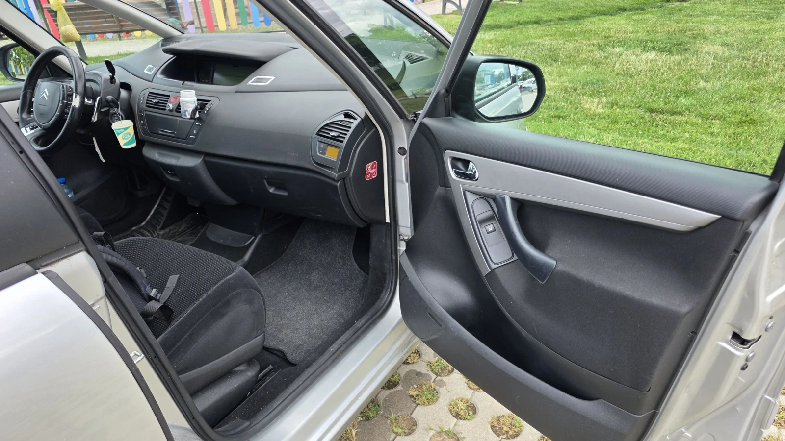 Citroen C4 Picasso 1.6 HDi 109 �.�. automat | Mobile.bg � ����������� 8