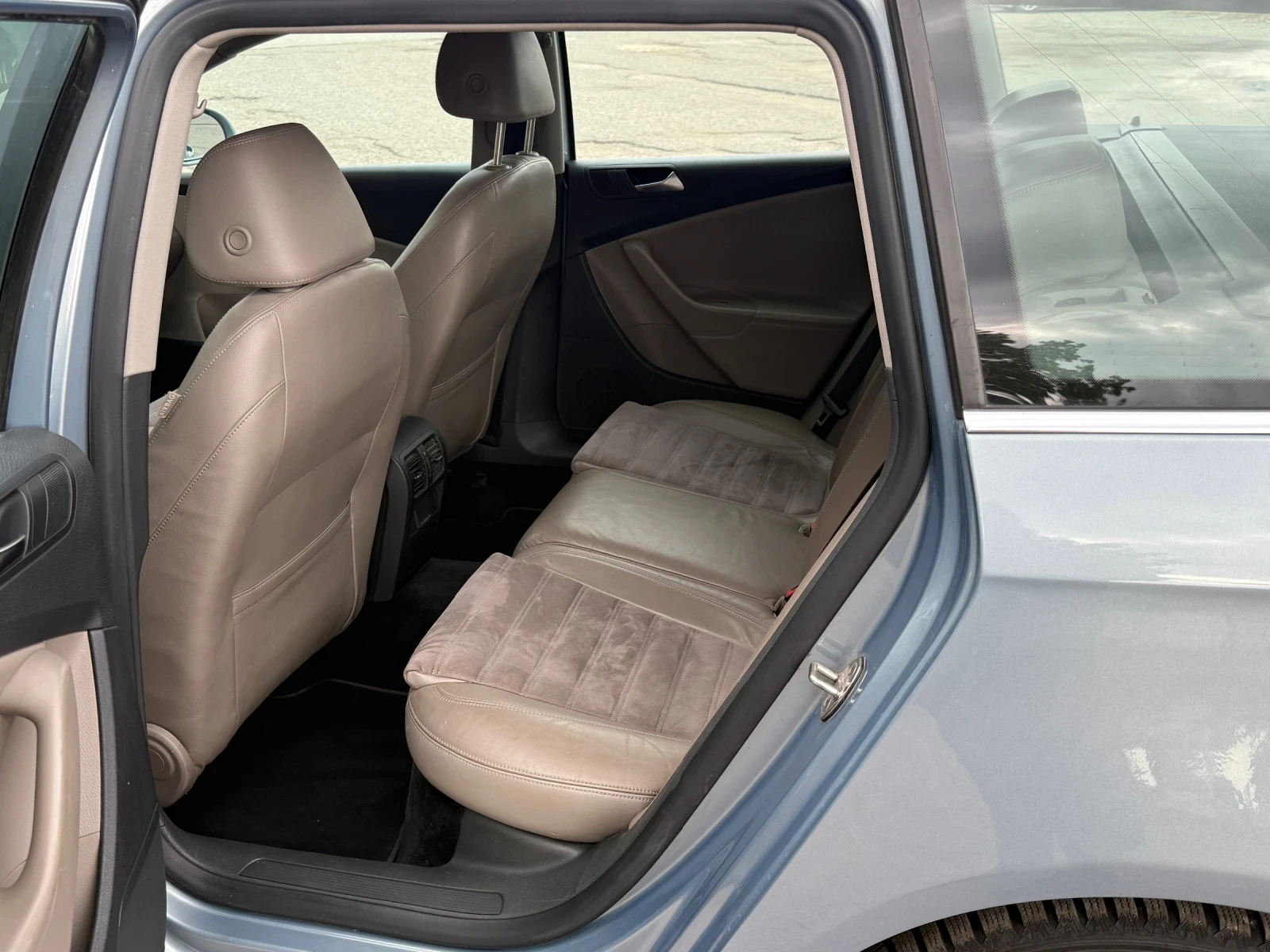 VW Passat 2.0 TDI 140ks FACELIFT HIGHLINE , снимка 13 - Автомобили и джипове - 55283796