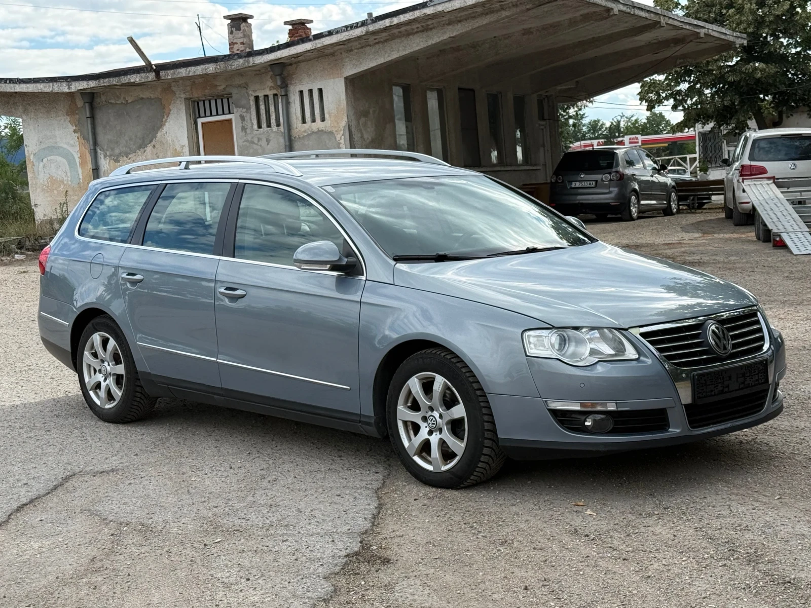 VW Passat 2.0 TDI 140ks FACELIFT HIGHLINE , снимка 3 - Автомобили и джипове - 55283796
