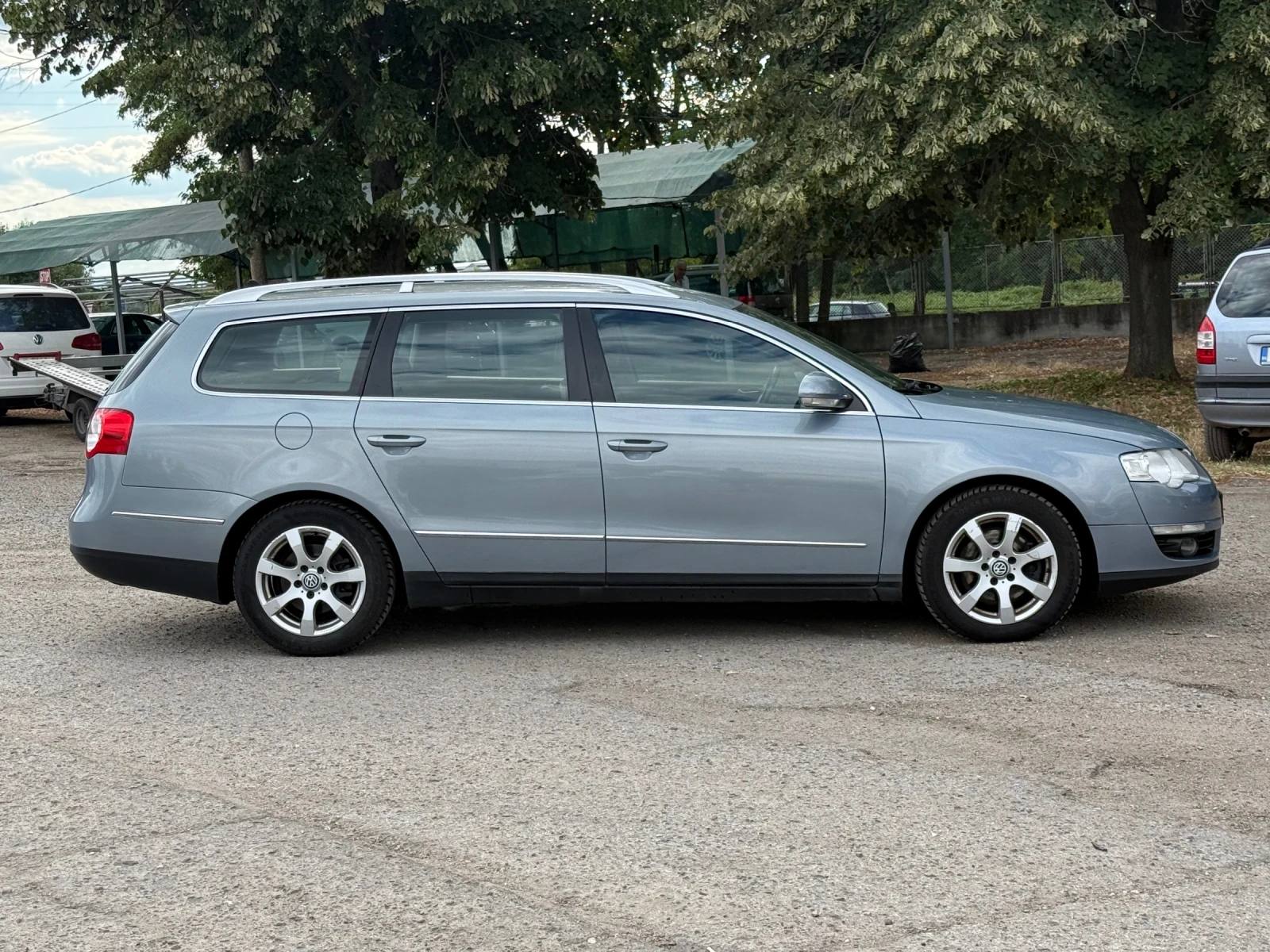 VW Passat 2.0 TDI 140ks FACELIFT HIGHLINE , снимка 4 - Автомобили и джипове - 55283796