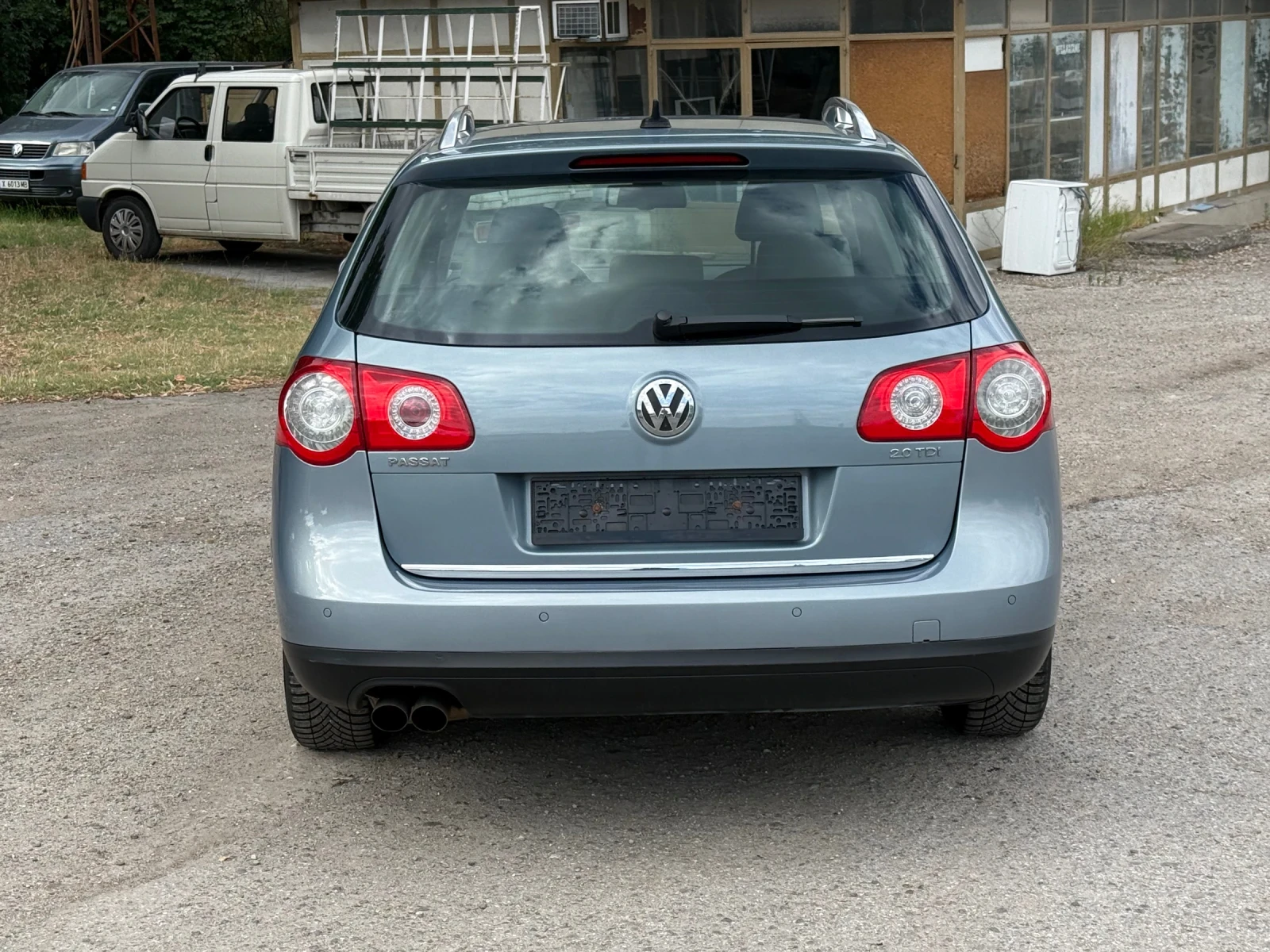 VW Passat 2.0 TDI 140ks FACELIFT HIGHLINE , снимка 6 - Автомобили и джипове - 55283796