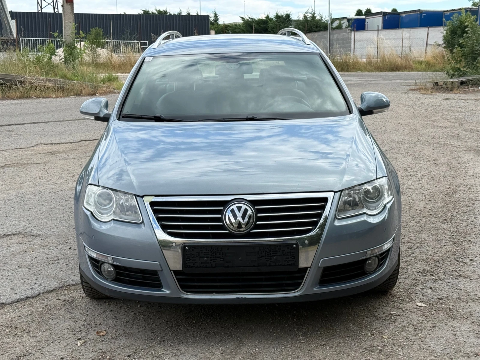 VW Passat 2.0 TDI 140ks FACELIFT HIGHLINE , снимка 2 - Автомобили и джипове - 55283796