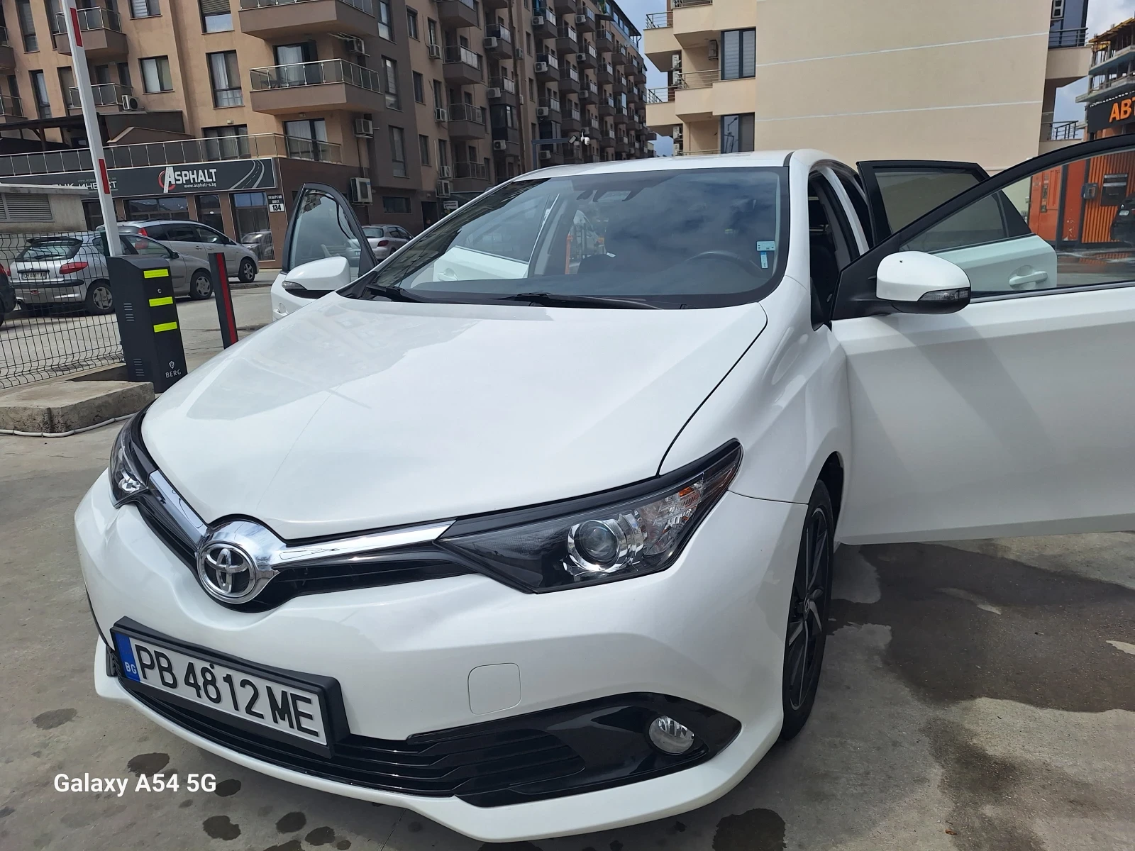 Toyota Auris 1.2 turbo  4 цилиндъра