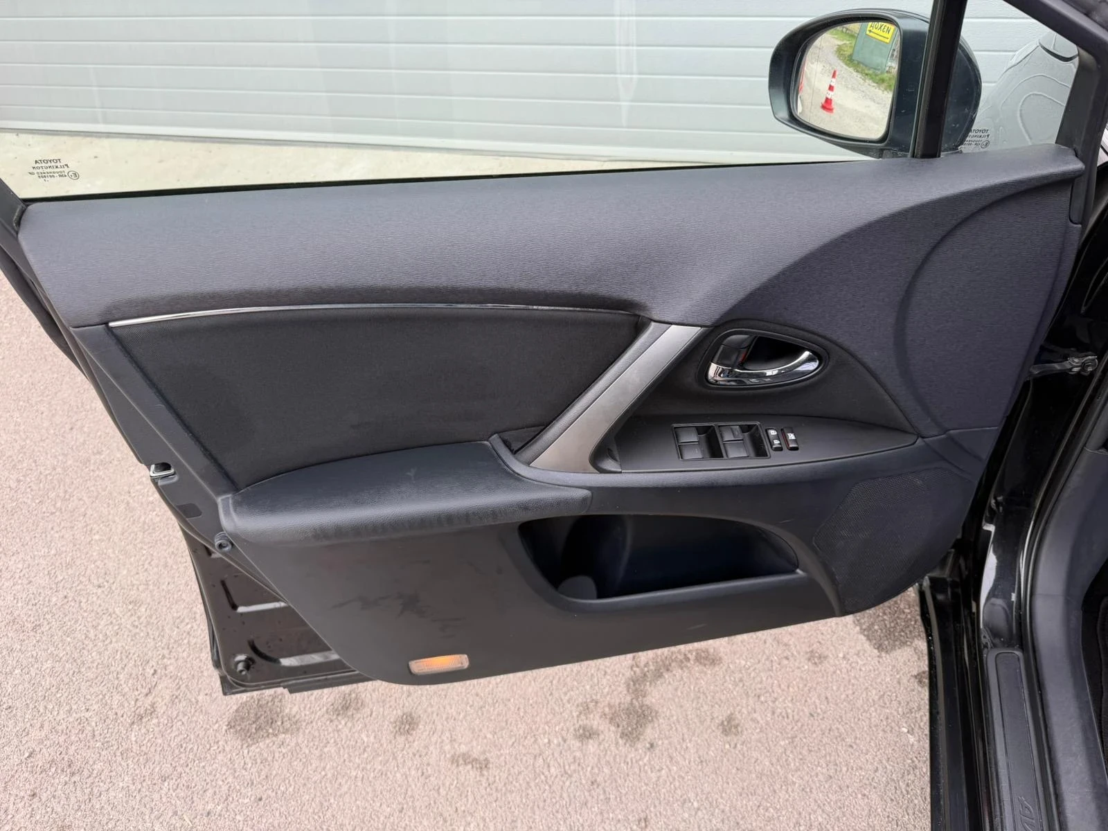 Toyota Avensis 2.0D NAVI KLIMATRONIK EVRO 5B ������ | Mobile.bg � ����������� 12