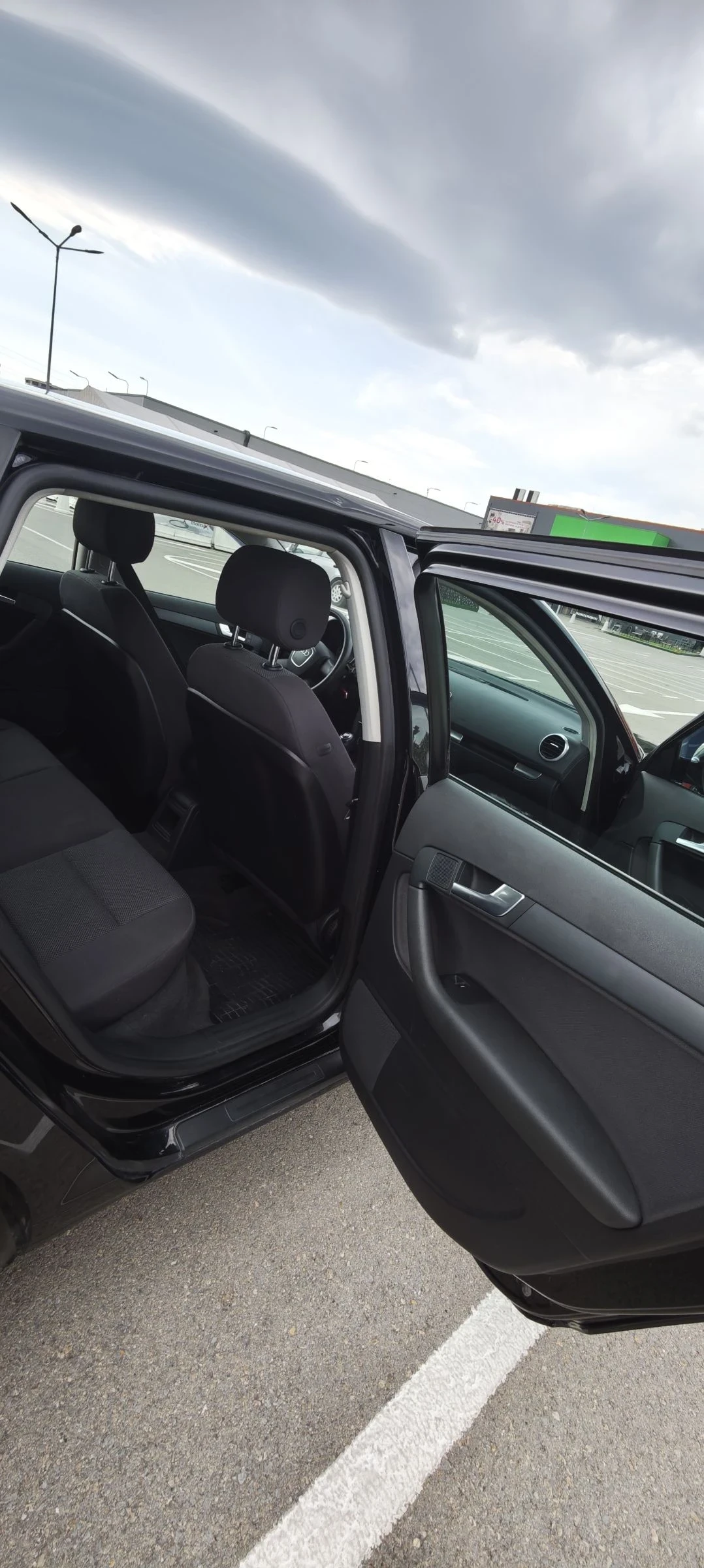 Audi A3 1.6 газ/бензин, снимка 8 - Автомобили и джипове - 55413710