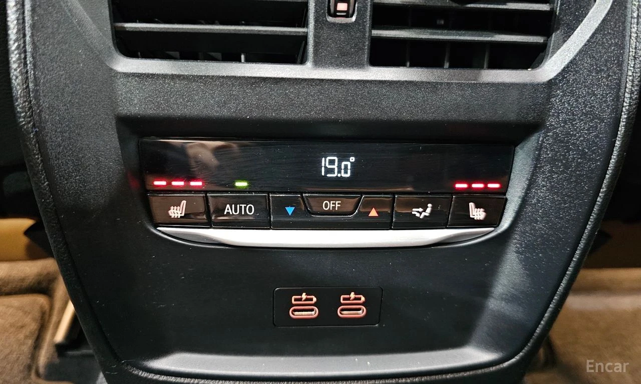 BMW 340 HARMON* KARDON* ДИСТРОНИК* ХЕДЪП* 360КАМЕРА* , снимка 16 - Автомобили и джипове - 55583198