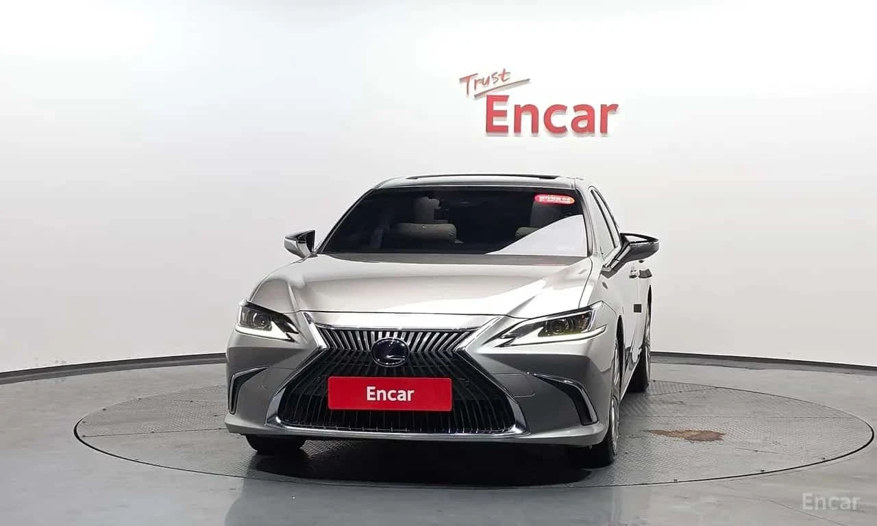 Lexus ES * Luxury Plus * ЦЕНА ДО БГ, снимка 3 - Автомобили и джипове - 55739807