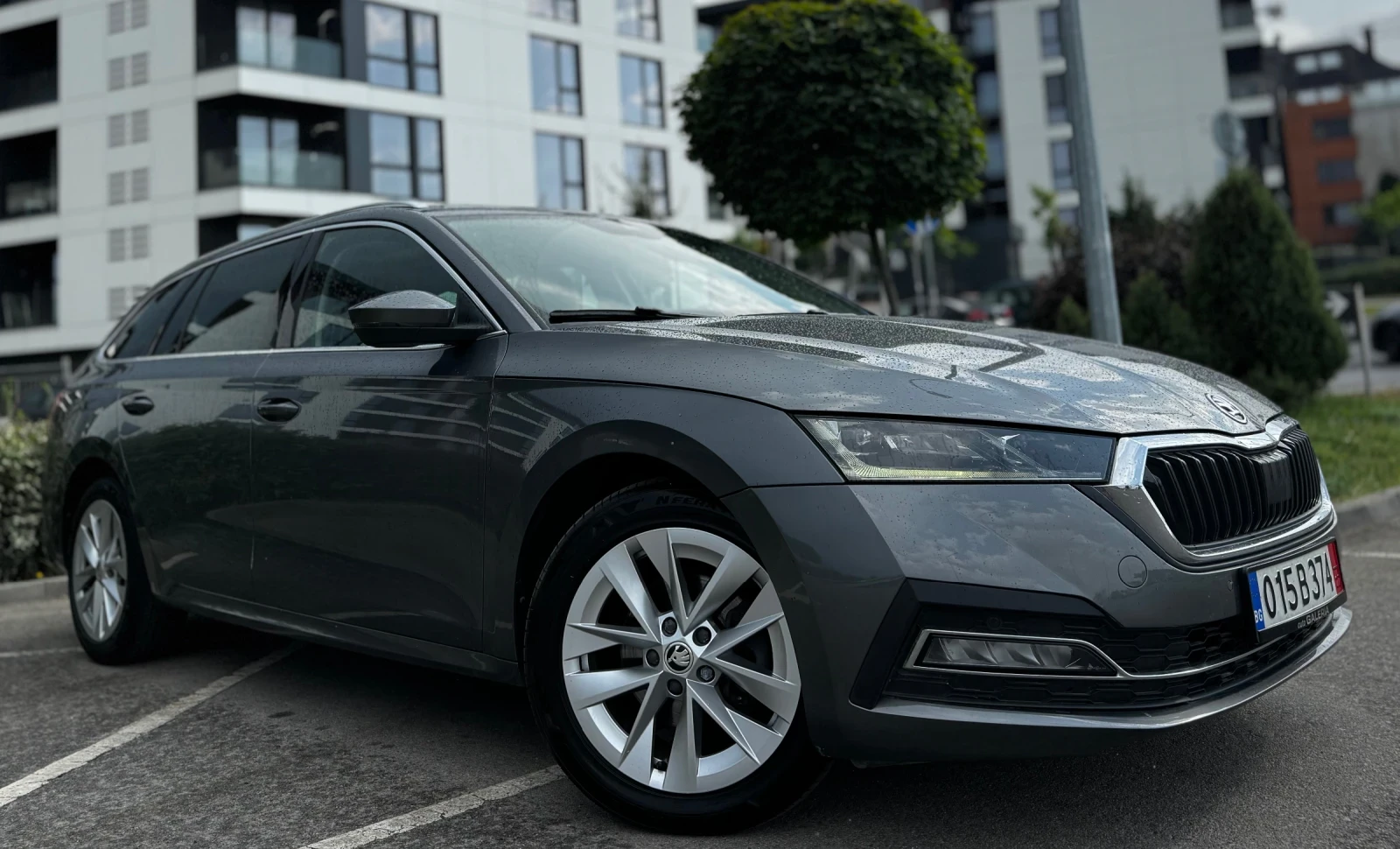 Skoda Octavia TGI* 1.5* DSG* Като НОВА!, снимка 3 - Автомобили и джипове - 55798073