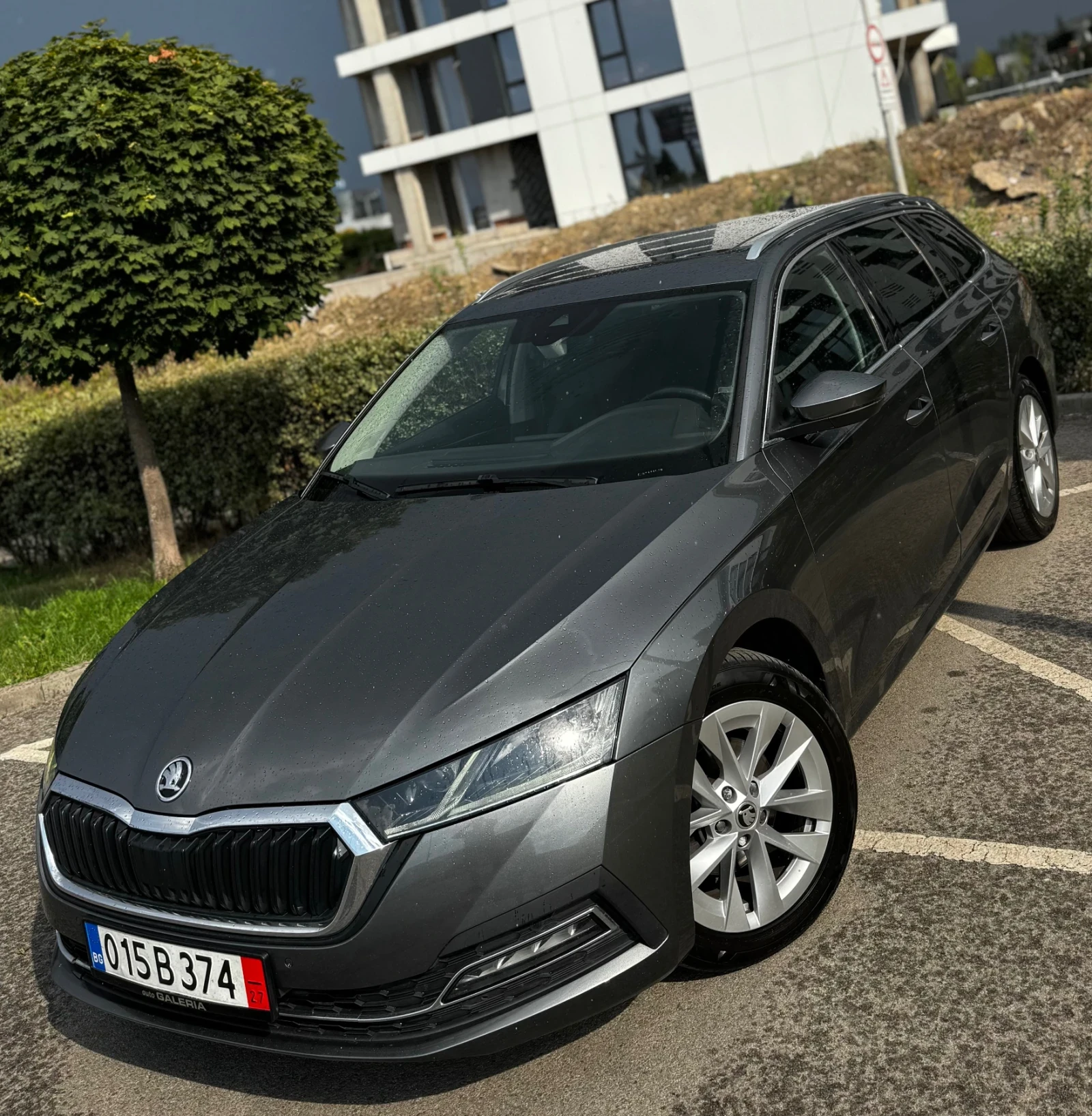 Skoda Octavia TGI* 1.5* DSG* Като НОВА!, снимка 6 - Автомобили и джипове - 55798073
