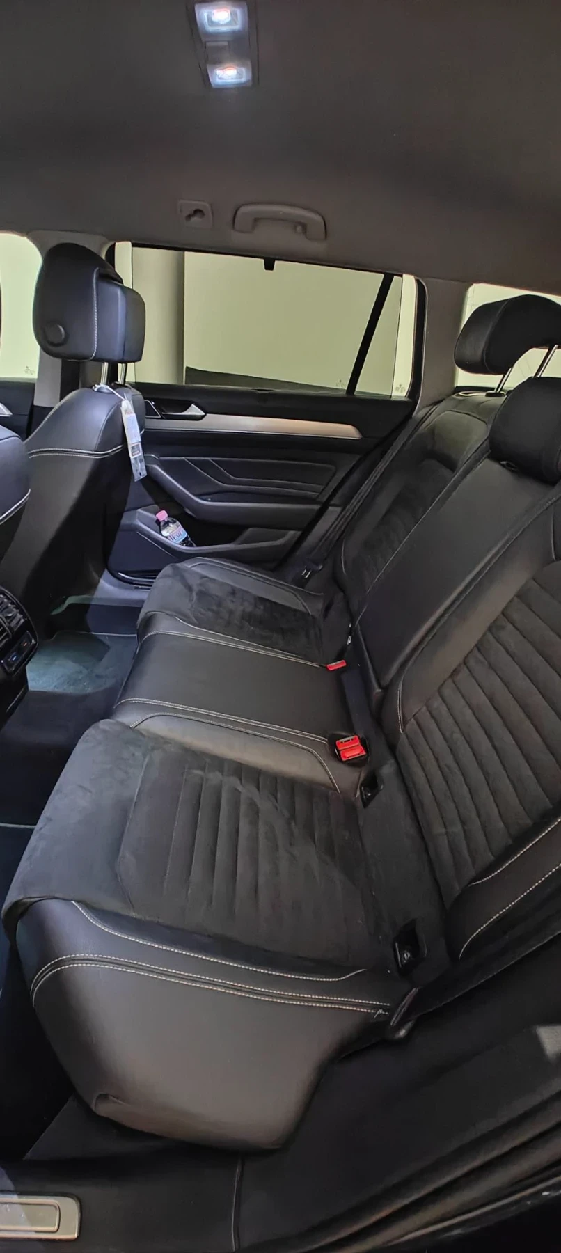 VW Passat B8.5 2.0 Elegance 190ps, снимка 12 - Автомобили и джипове - 56329824