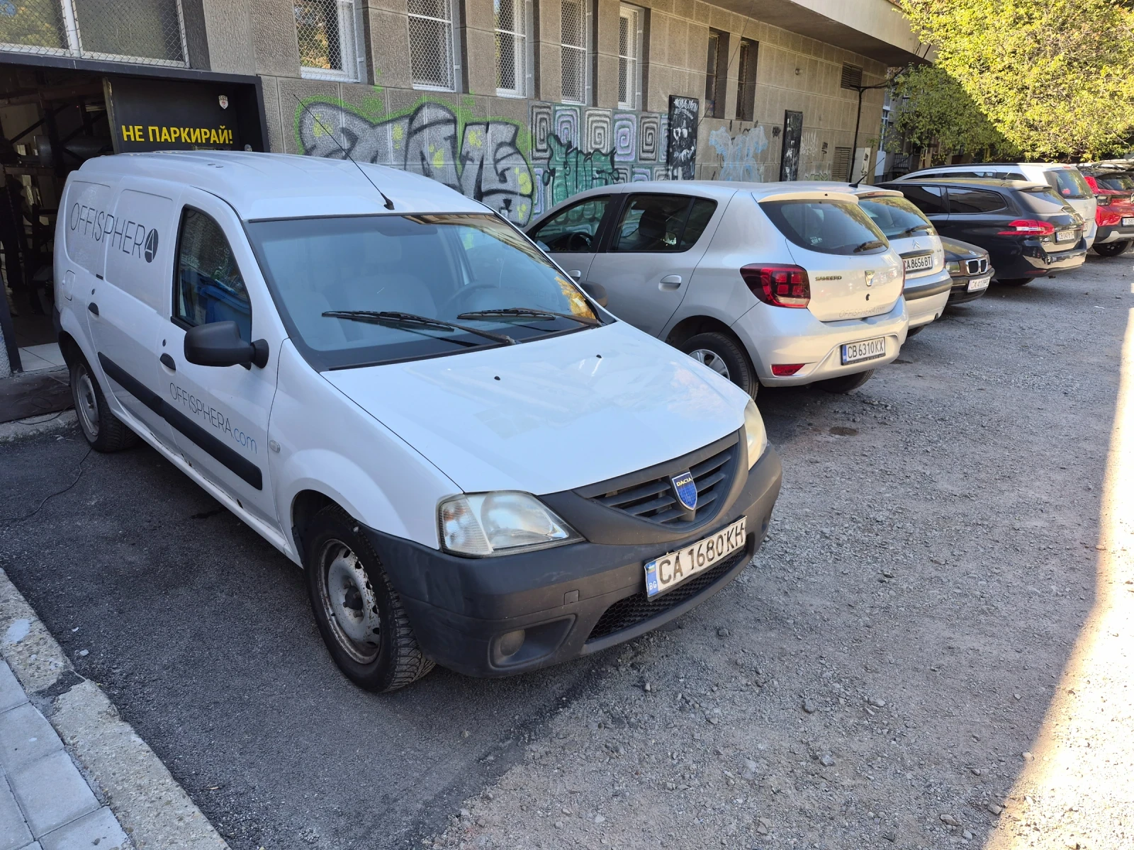 Dacia Logan, снимка 4 - Автомобили и джипове - 56372852