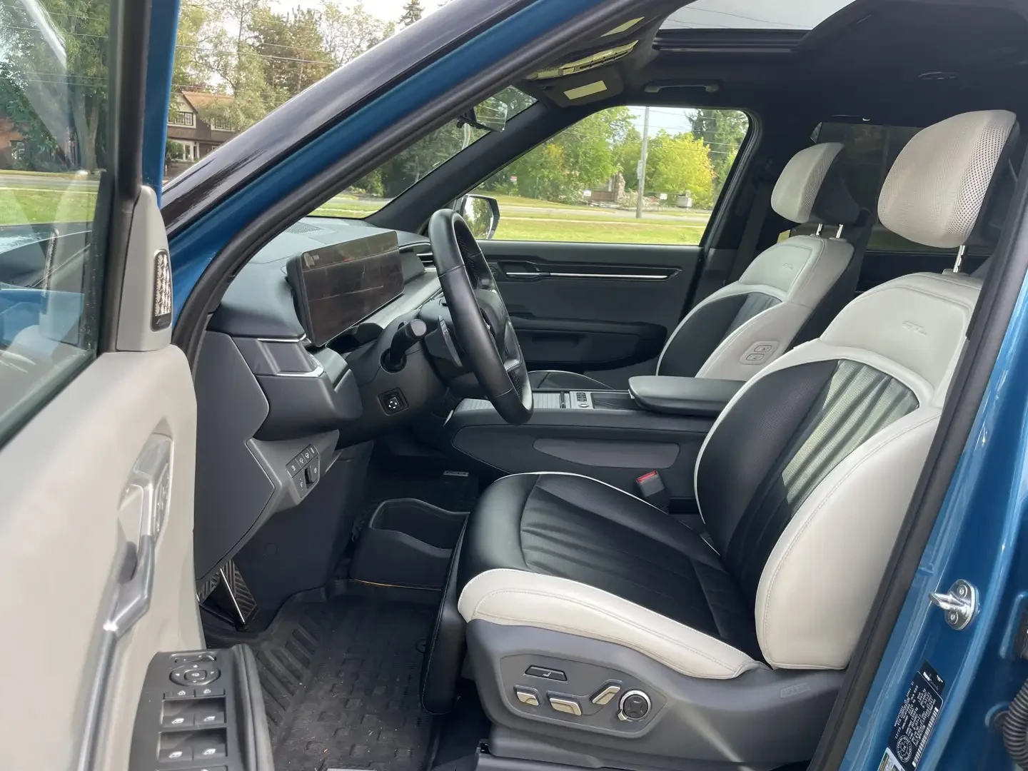 Kia EV9 GT LINE , снимка 10 - Автомобили и джипове - 56376254