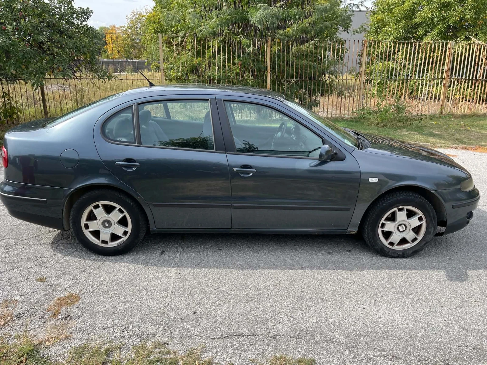 Seat Toledo, снимка 4 - Автомобили и джипове - 56648781