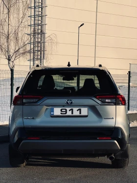 Toyota Rav4 2.5 Hybrid / STYLE / с ДДС / Върнат от лизинг, снимка 5