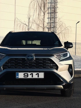 Toyota Rav4 2.5 Hybrid / LUXURY / с ДДС / Върнат от лизинг, снимка 14