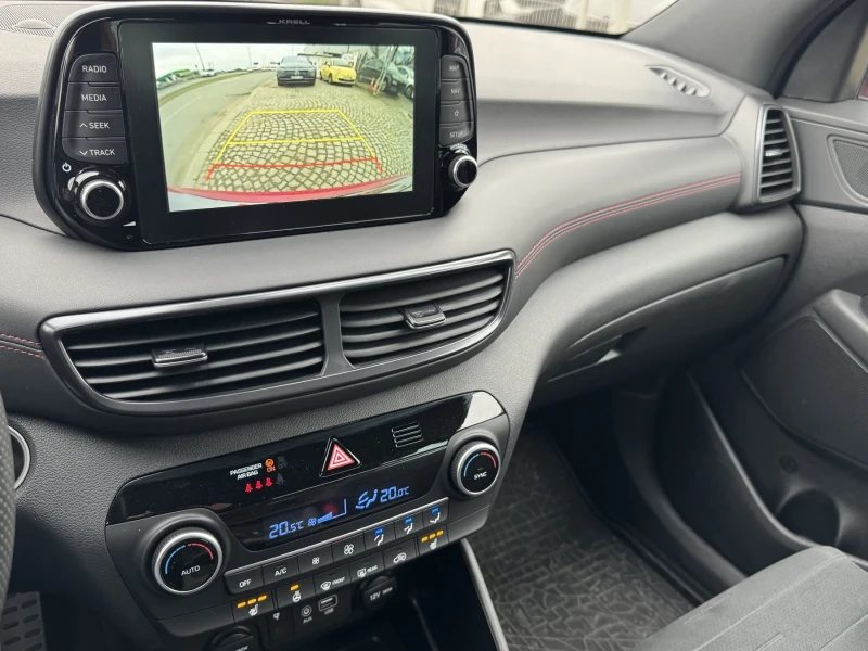 Hyundai Tucson IX35/NAVI/4X4, снимка 10 - Автомобили и джипове - 49997142