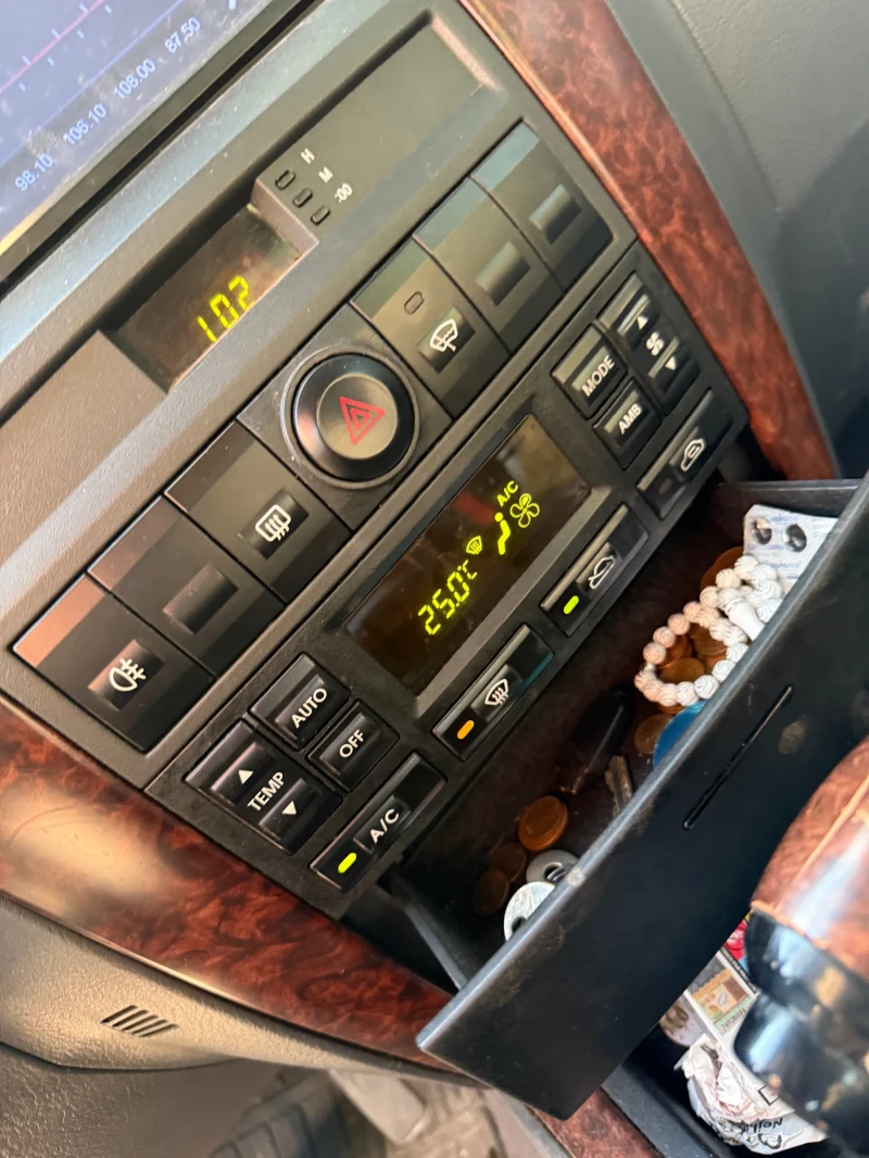 Kia Sorento 3.5 v6, снимка 10 - Автомобили и джипове - 51335696