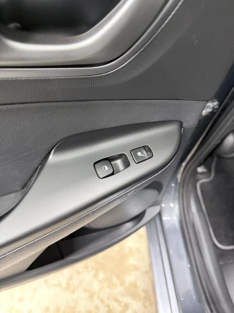 Hyundai Kona, снимка 8 - Автомобили и джипове - 53273183