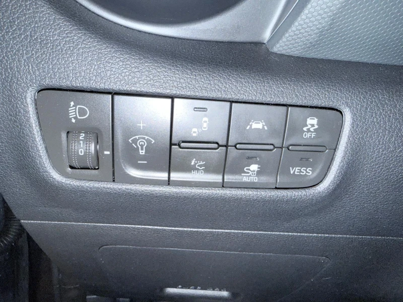 Hyundai Kona, снимка 12 - Автомобили и джипове - 53273183