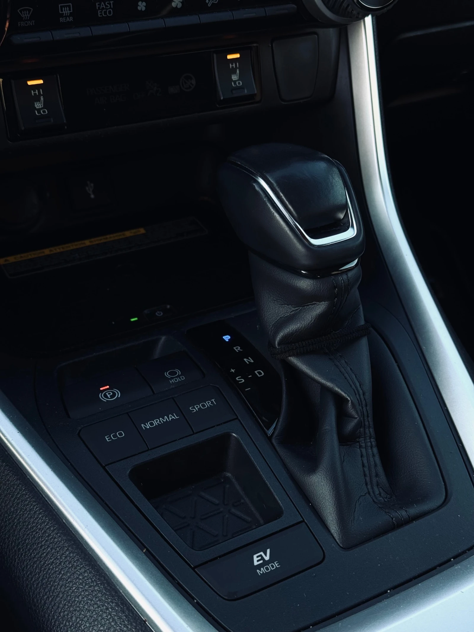 Toyota Rav4 2.5 Hybrid / STYLE /   /    | Mobile.bg   12