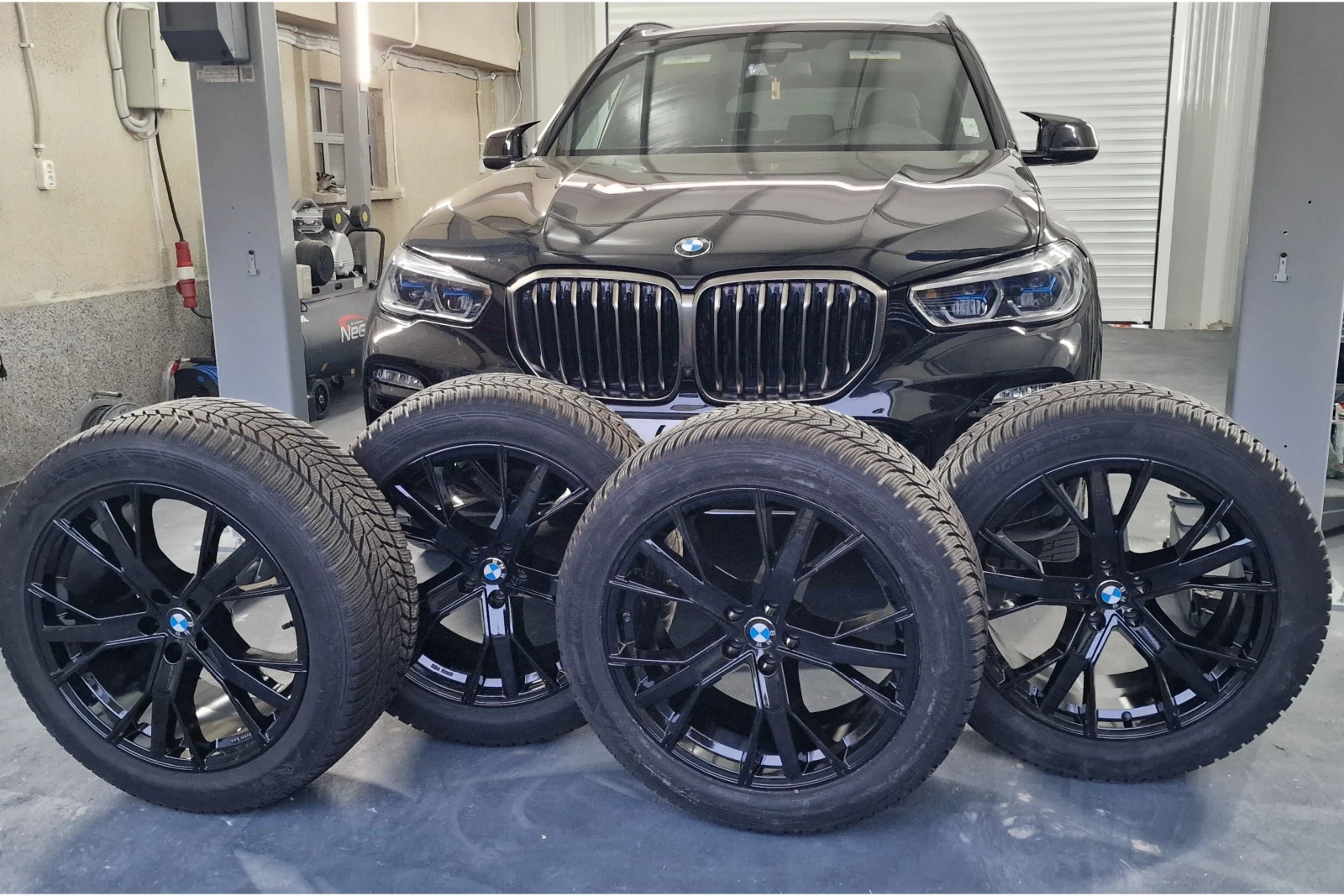 BMW X5 FULL BLACK SHADOW LINE BMW X5 M50i, 530hp, 390KW - изображение 2
