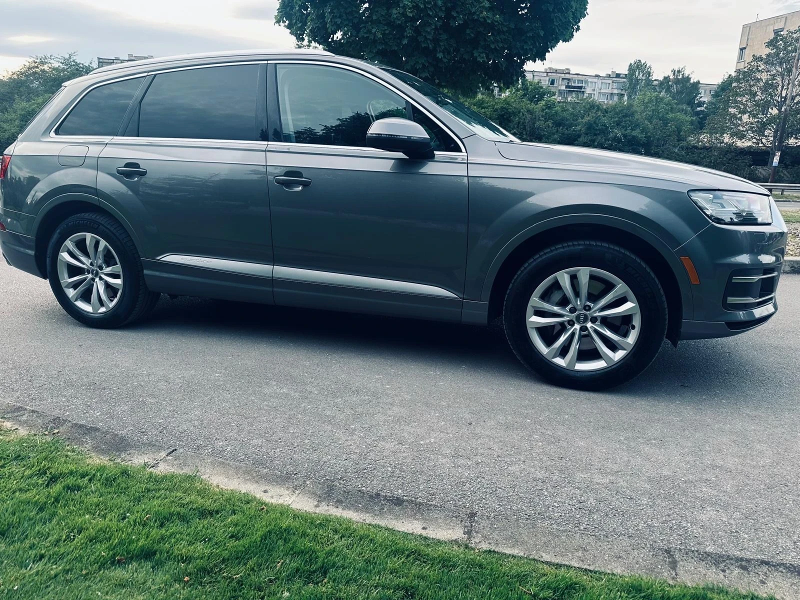 Audi Q7 бензин 7 места с ДДС - изображение 5