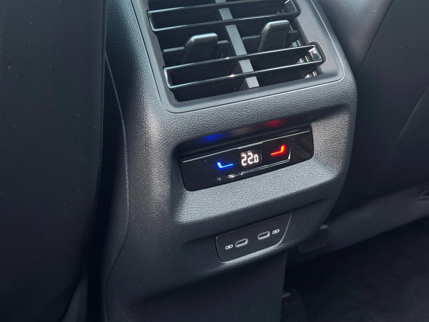 VW Tiguan R-Line Plus 2.0 TSI 4MOTION DSG | Mobile.bg � ����������� 8