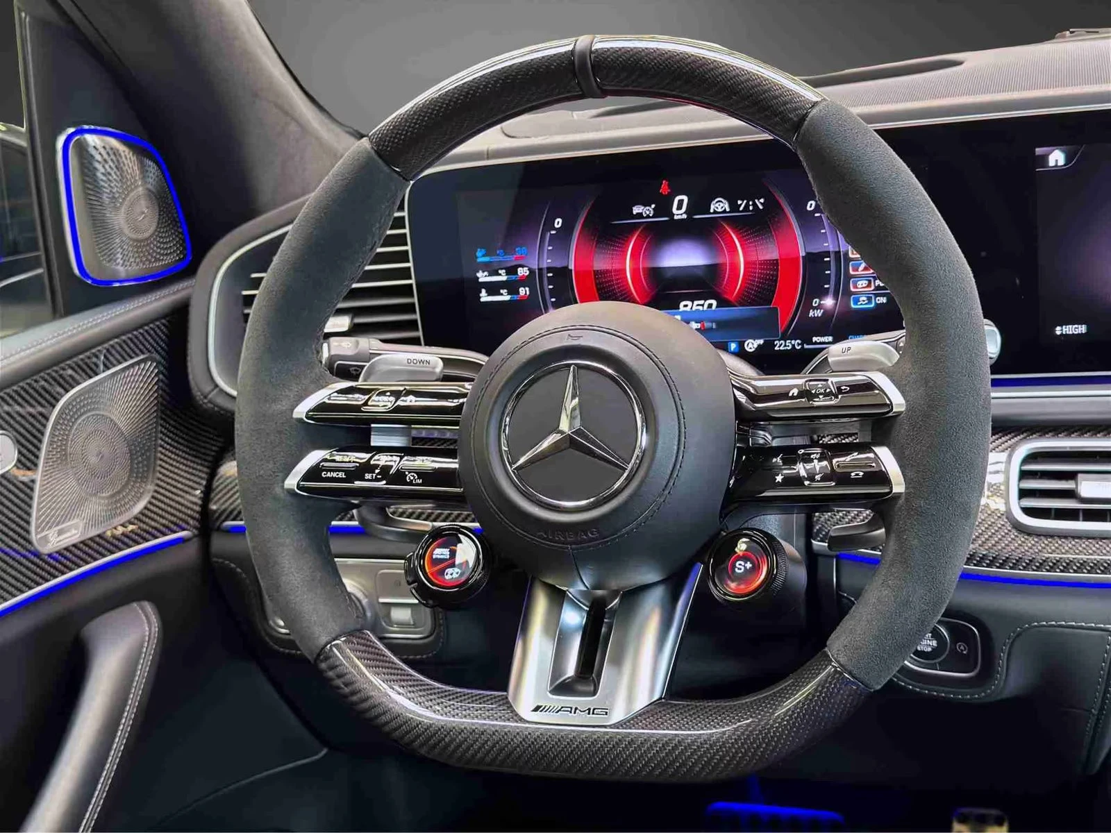 Mercedes-Benz GLS 63 AMG 4MATIC/612HP/7S/AMG/MASSAGE/PANO/BURM/360/HUD/825g - изображение 10