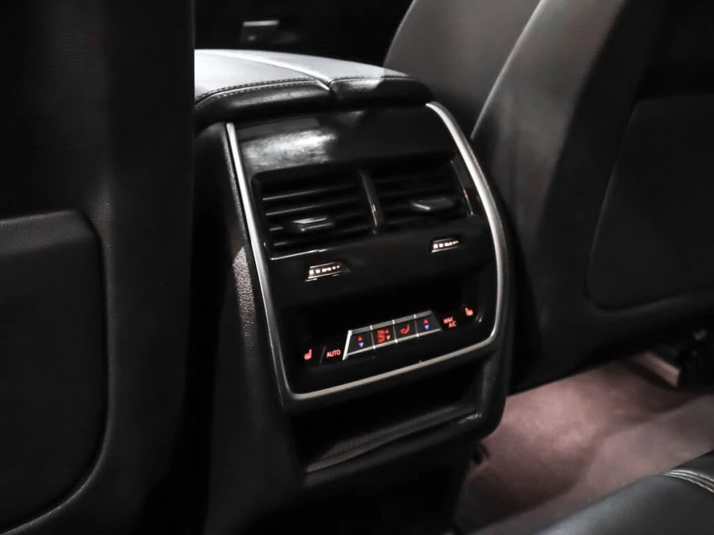 BMW X5 xDrive* 40i* АвтоКредит* (ЦЕНА ДО БГ), снимка 16 - Автомобили и джипове - 53727326