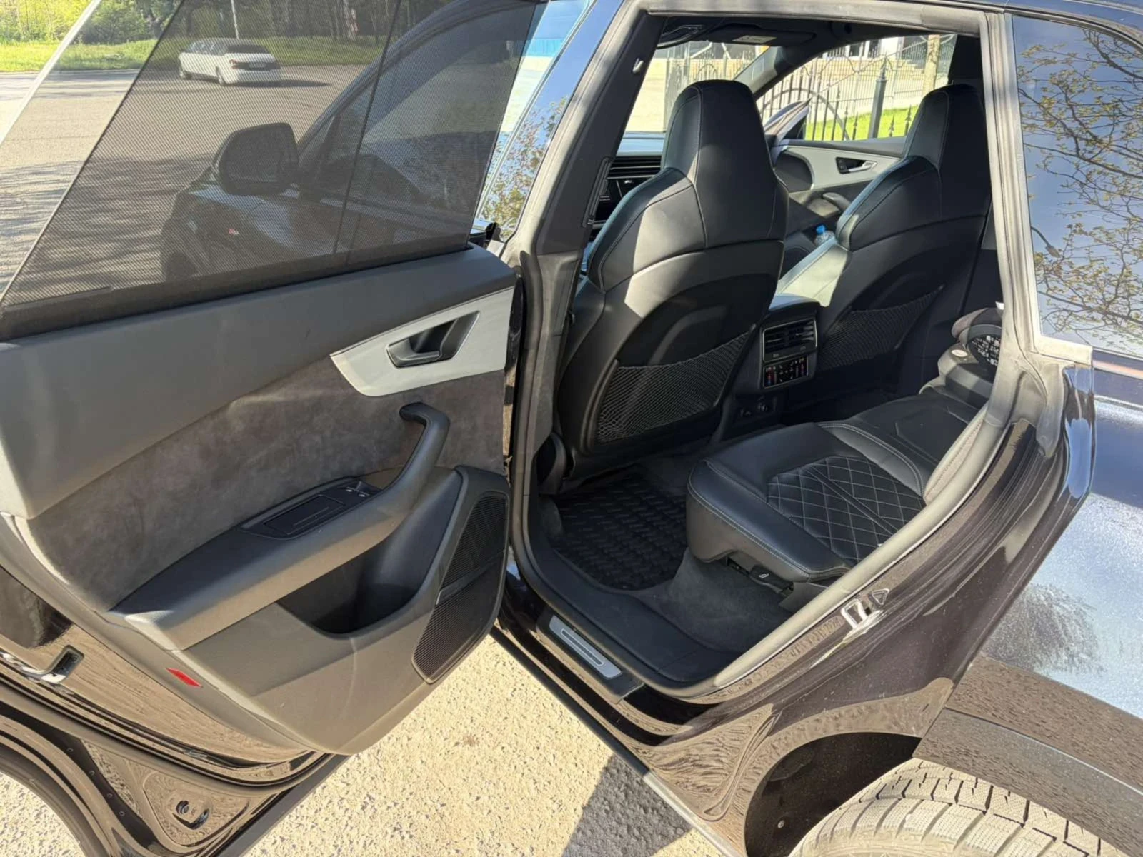 Audi Q8 50 TDI /// SLINE, снимка 7 - Автомобили и джипове - 54313077