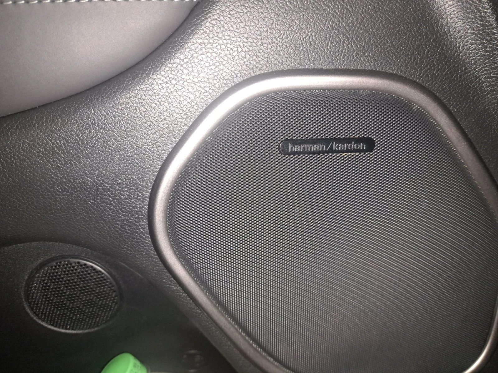 Jeep Grand cherokee Overland, снимка 12 - Автомобили и джипове - 54388953