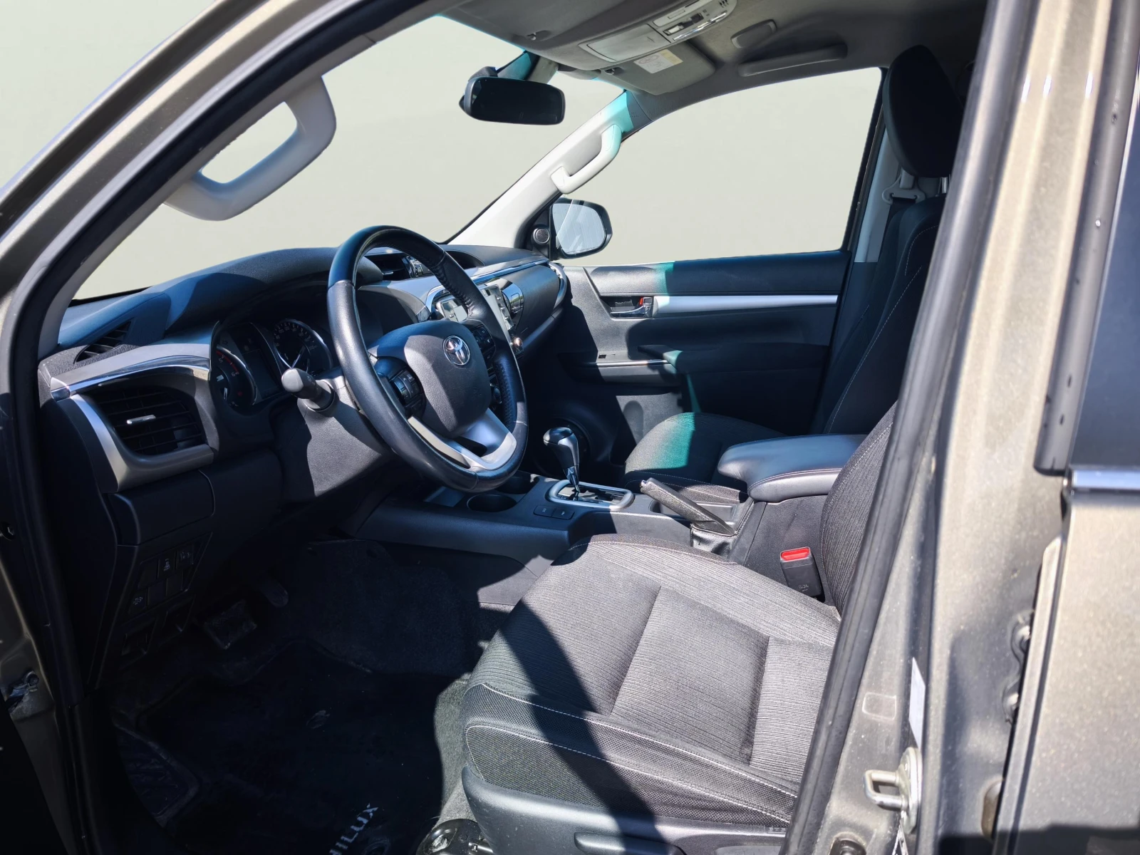 Toyota Hilux 2.4 | Mobile.bg � ����������� 7