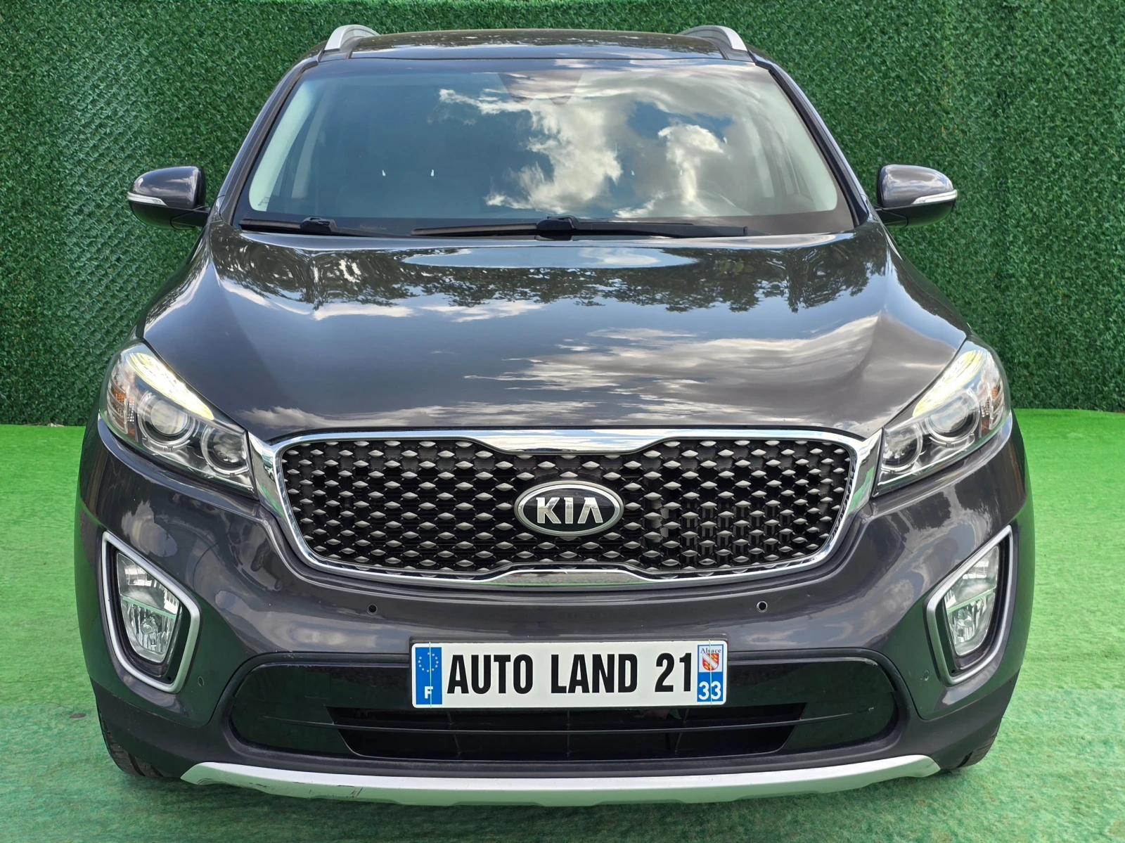 Kia Sorento 2.2CRDI* 200кс* AWD* 6+ 1* 175000км, снимка 2 - Автомобили и джипове - 54551893