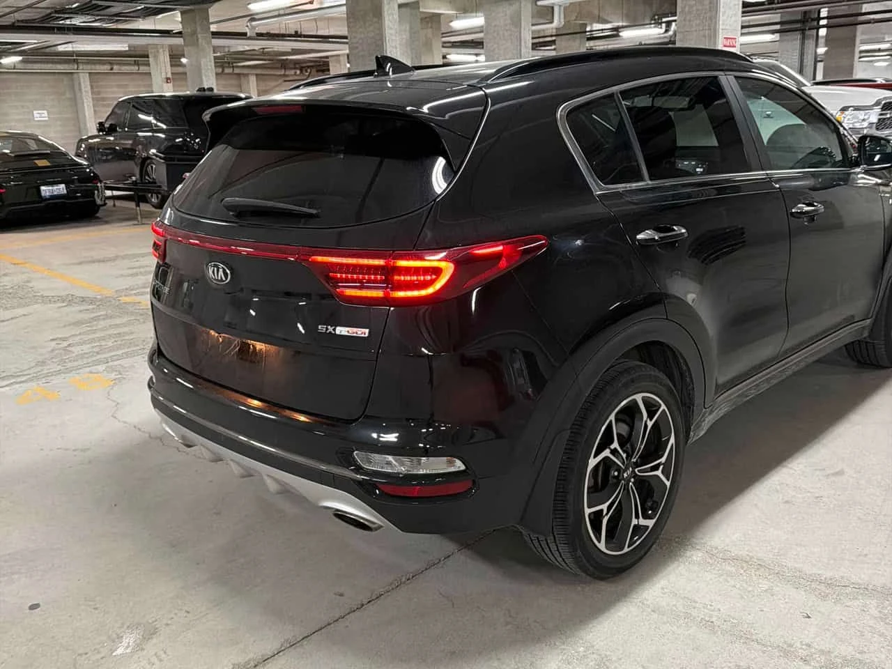 Kia Sportage SX * CARFAX * БЕЗ ПЪРВОНАЧАЛНА ВНОСКА, снимка 17 - Автомобили и джипове - 55025609