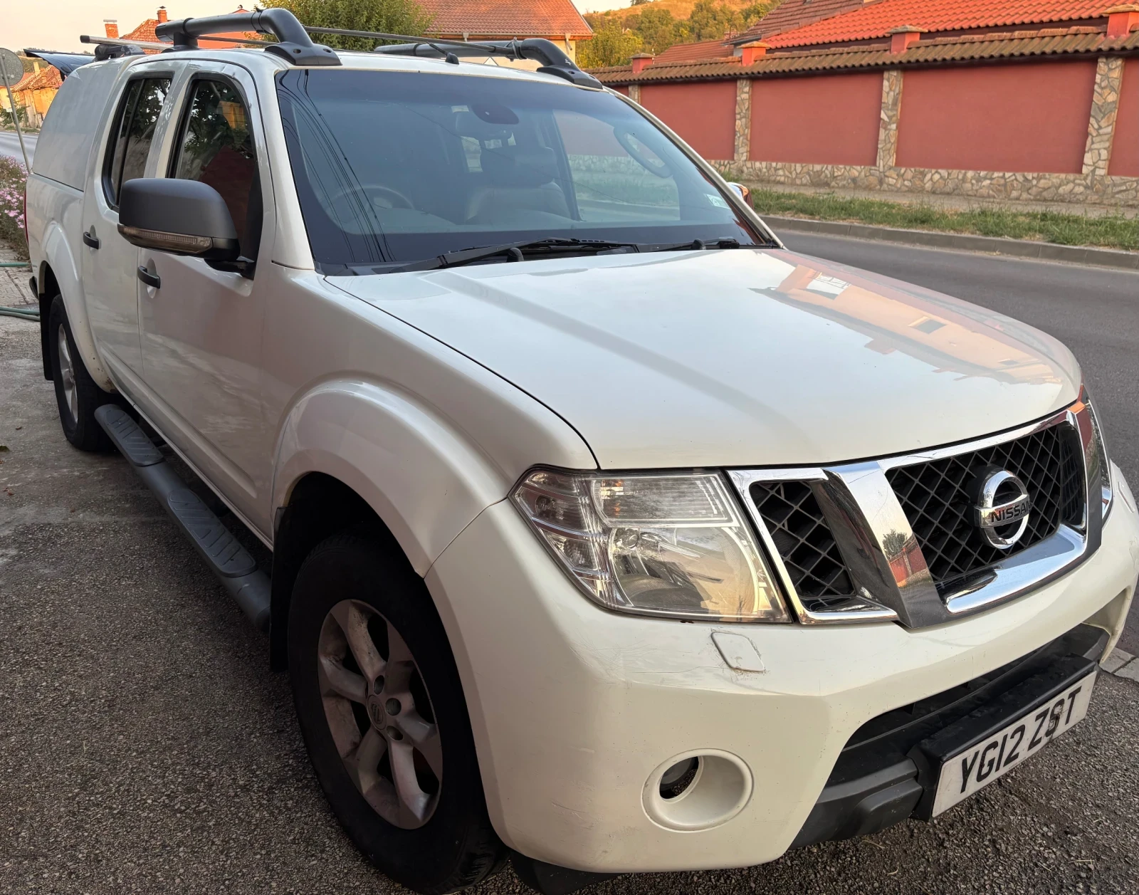 Nissan Navara Navara Tekna dCi, снимка 3 - Автомобили и джипове - 55565212