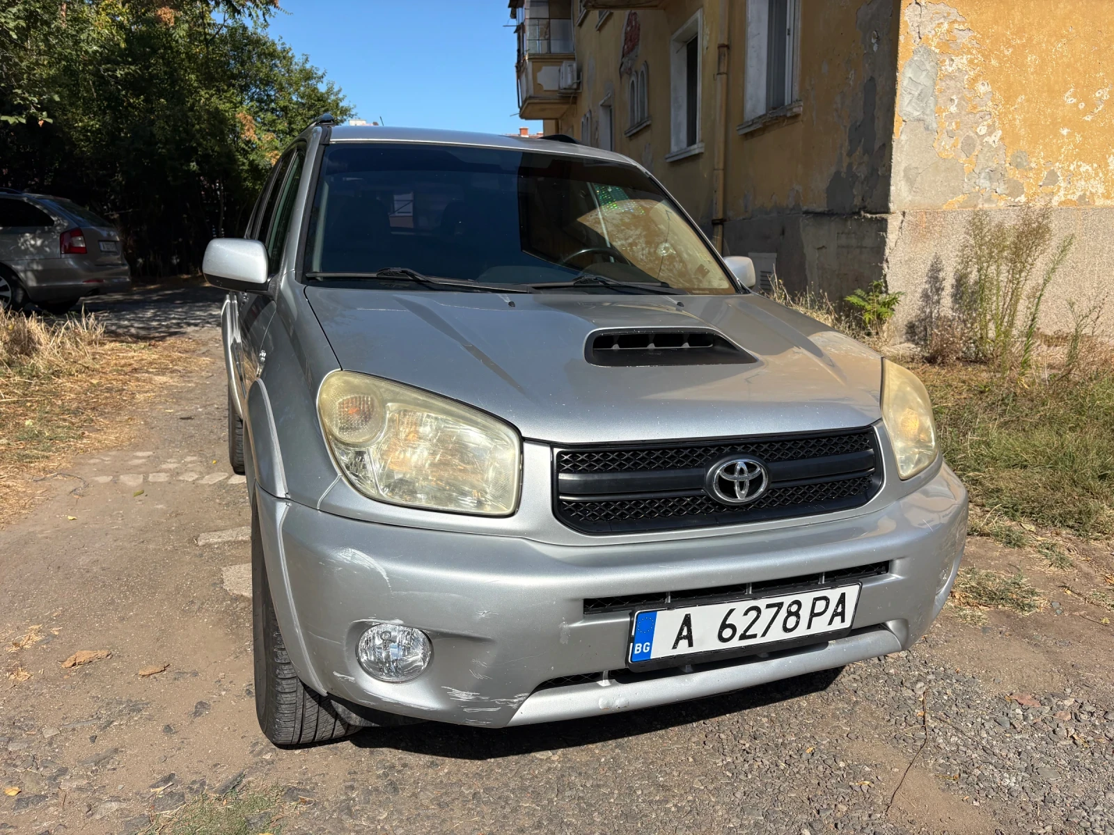 Toyota Rav4 D4D, снимка 3 - Автомобили и джипове - 56131143