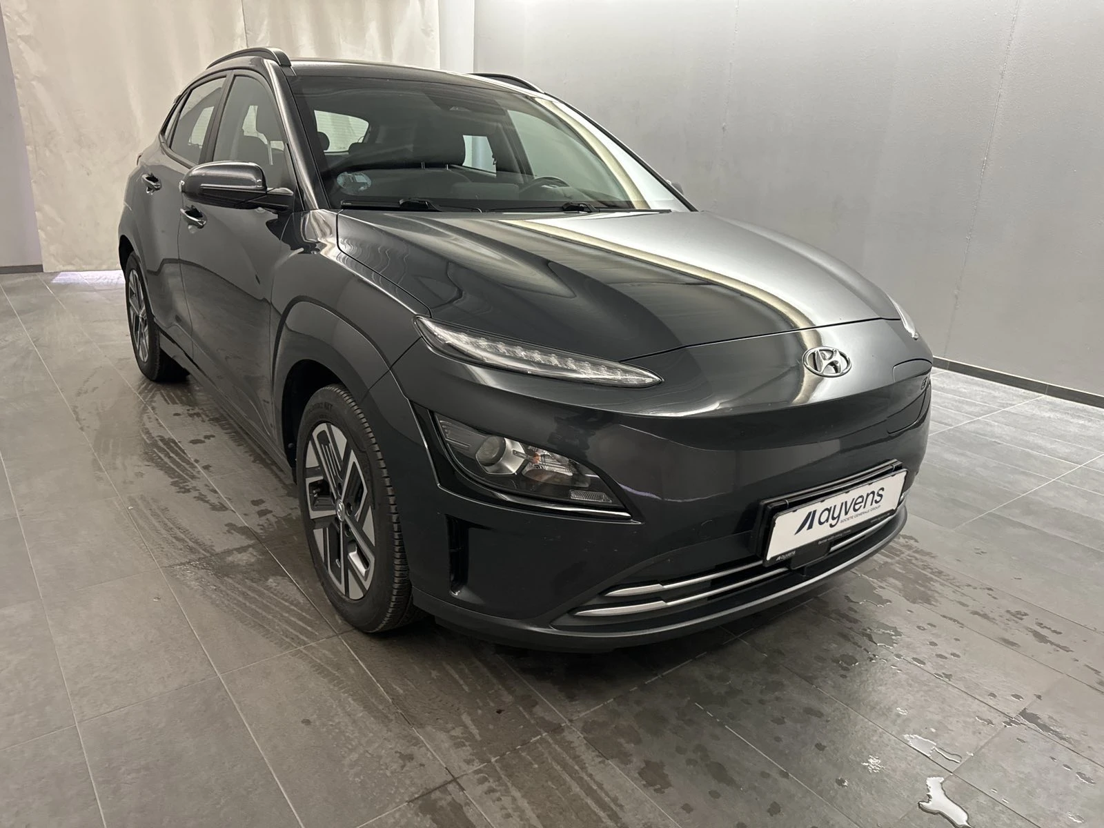 Hyundai Kona 64KWh/SELECT/ГАРАНЦИЯ/2022г./BLUELINK, снимка 2 - Автомобили и джипове - 56164466