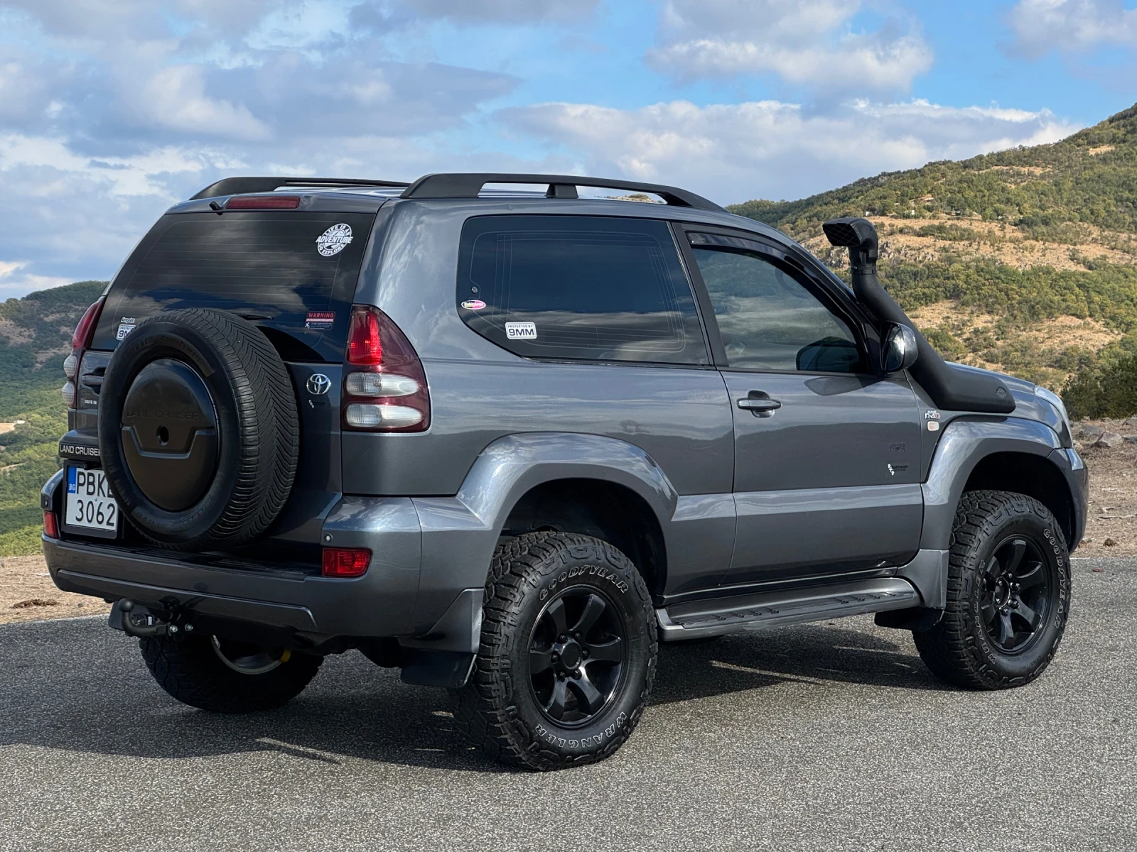 Toyota Land cruiser D4D, снимка 5 - Автомобили и джипове - 56248041