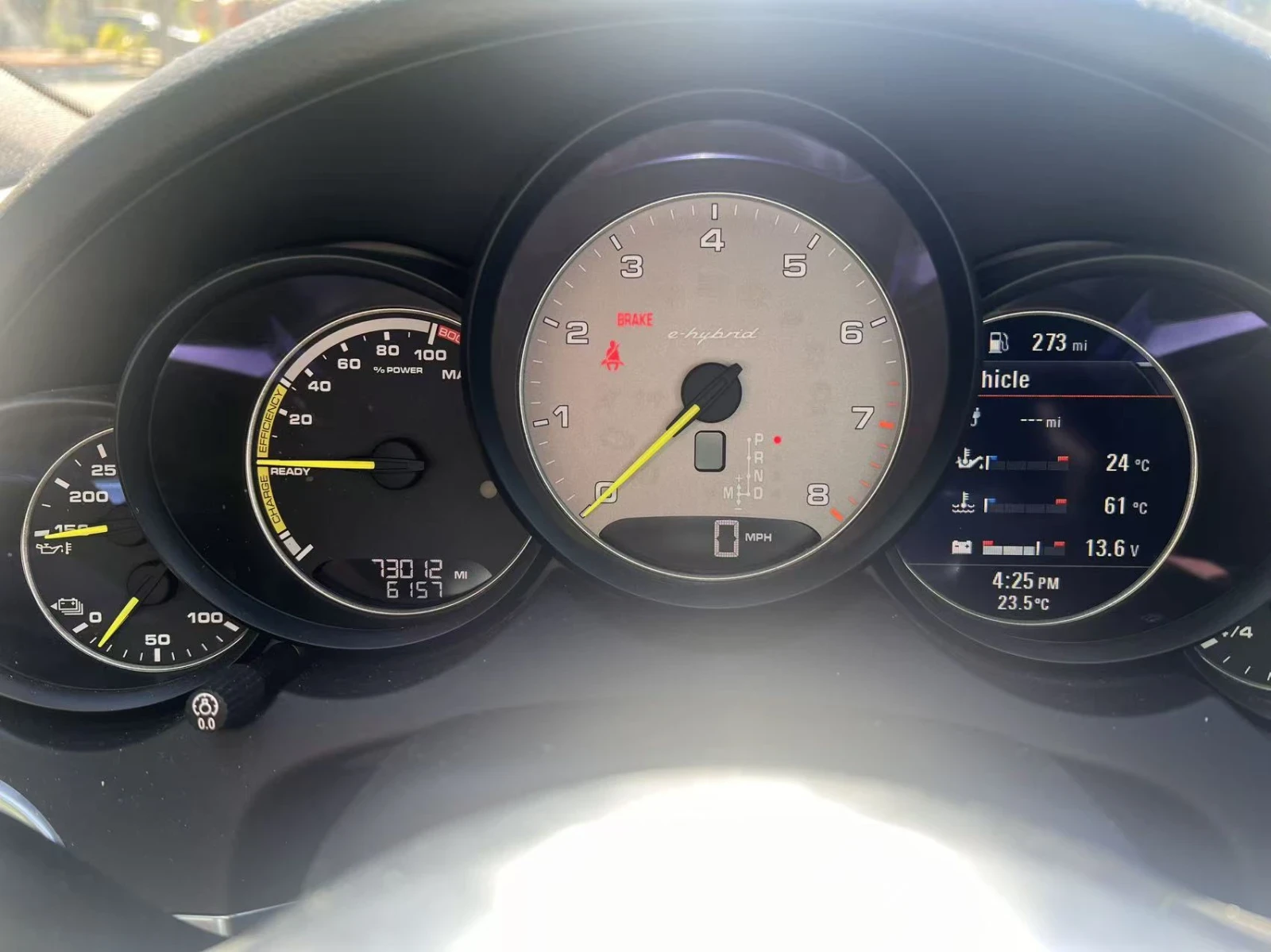 Porsche Cayenne S E-Hybrid Platinum Edition, снимка 5 - Автомобили и джипове - 56546033