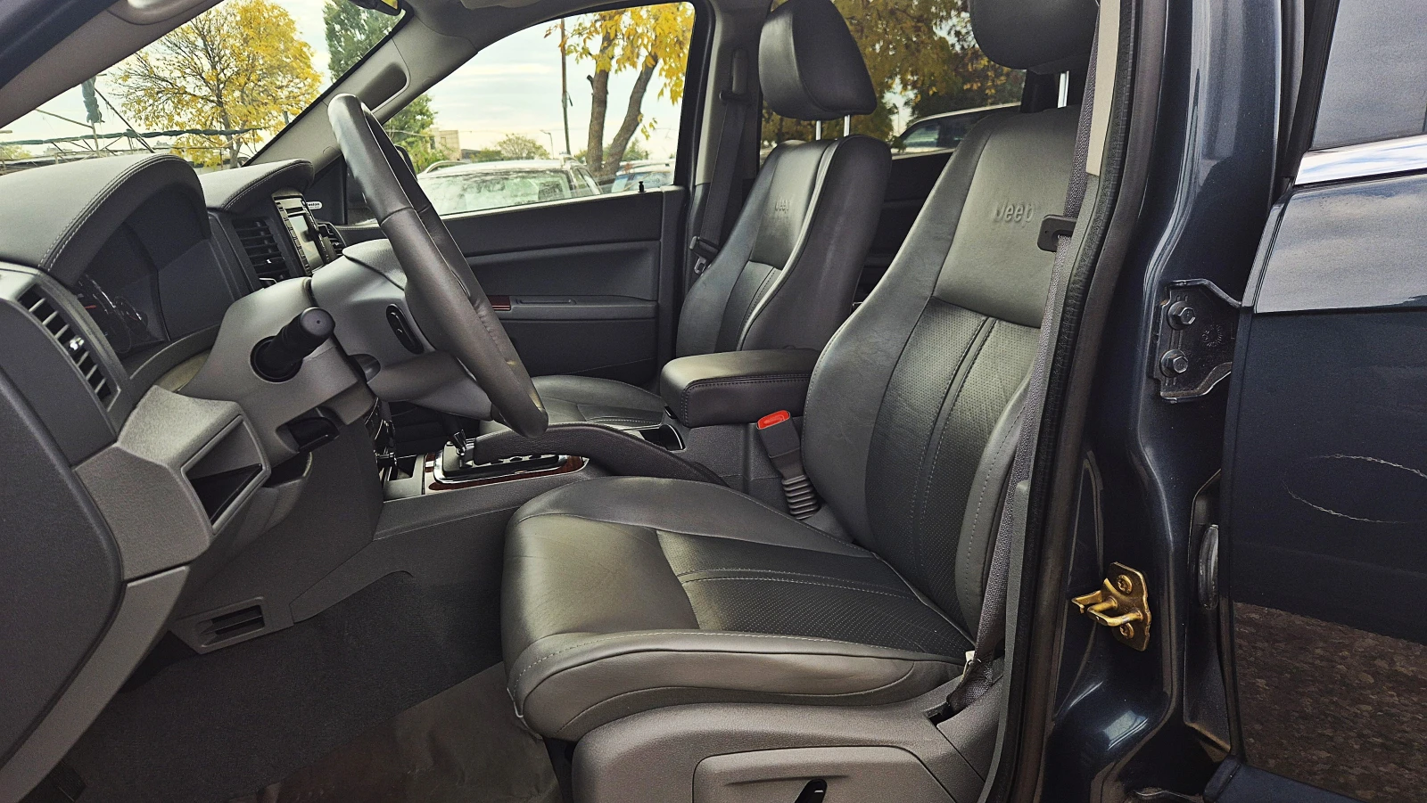 Jeep Grand cherokee РЕАЛНИ КМ !!!, снимка 8 - Автомобили и джипове - 56726552