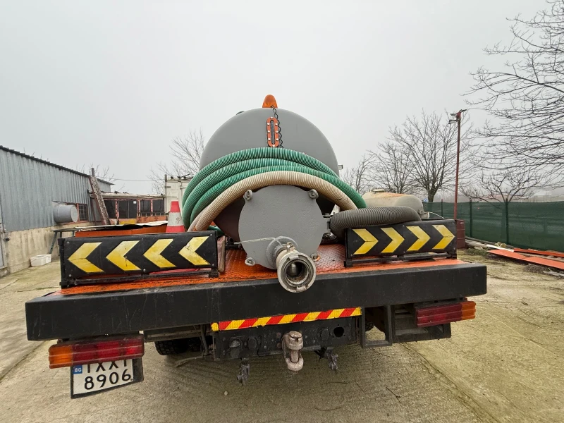 Mercedes-Benz 817 Фекална машина, снимка 5 - Камиони - 52858993