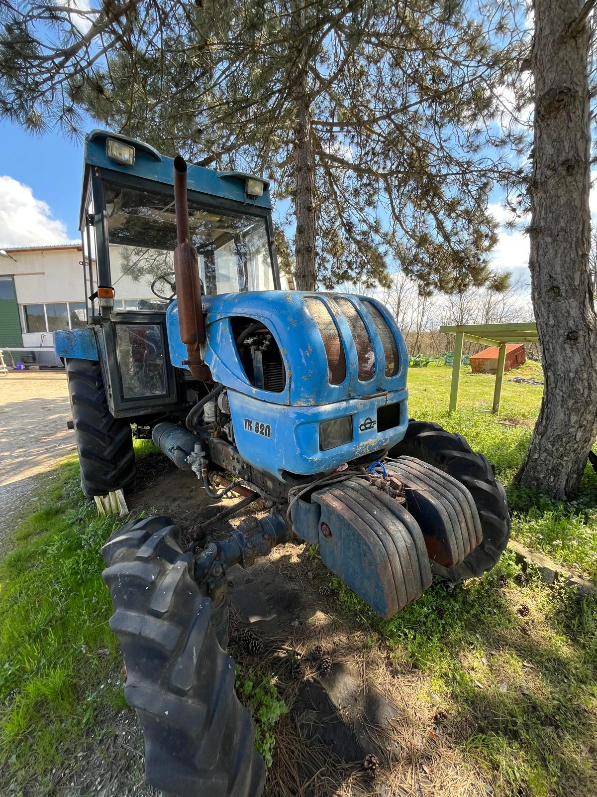 Трактор Болгар TK 82П, снимка 2 - Селскостопанска техника - 54159100