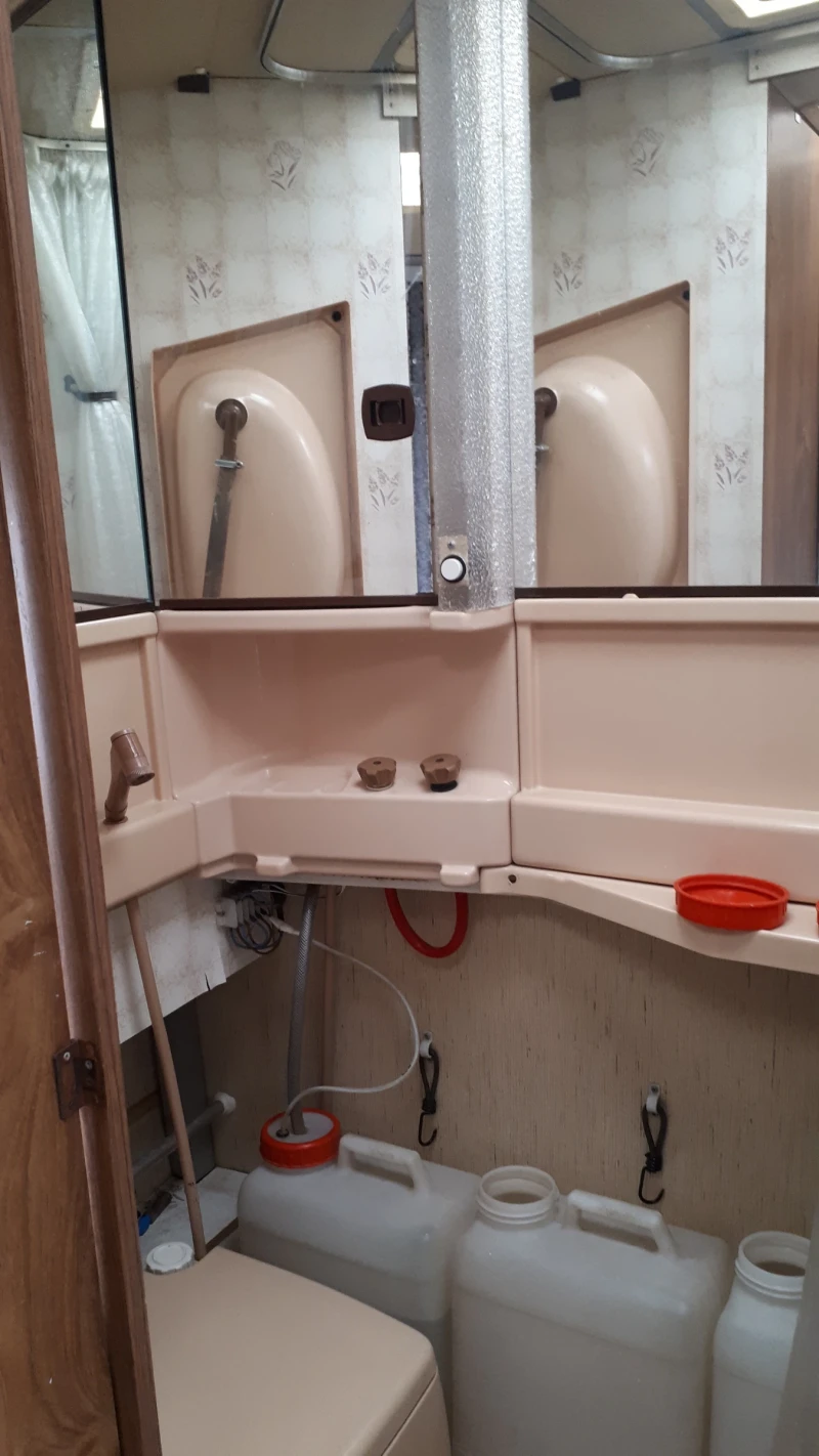 Кемпер Fiat Ducato, снимка 4 - Каравани и кемпери - 52284349